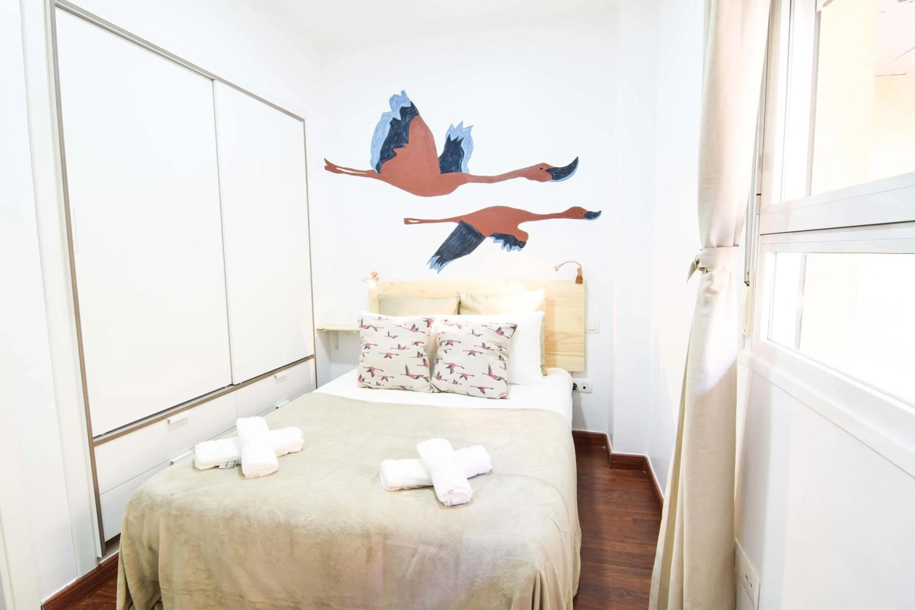 Photo of the whole room in Letmalaga Economy Bishop Orchard