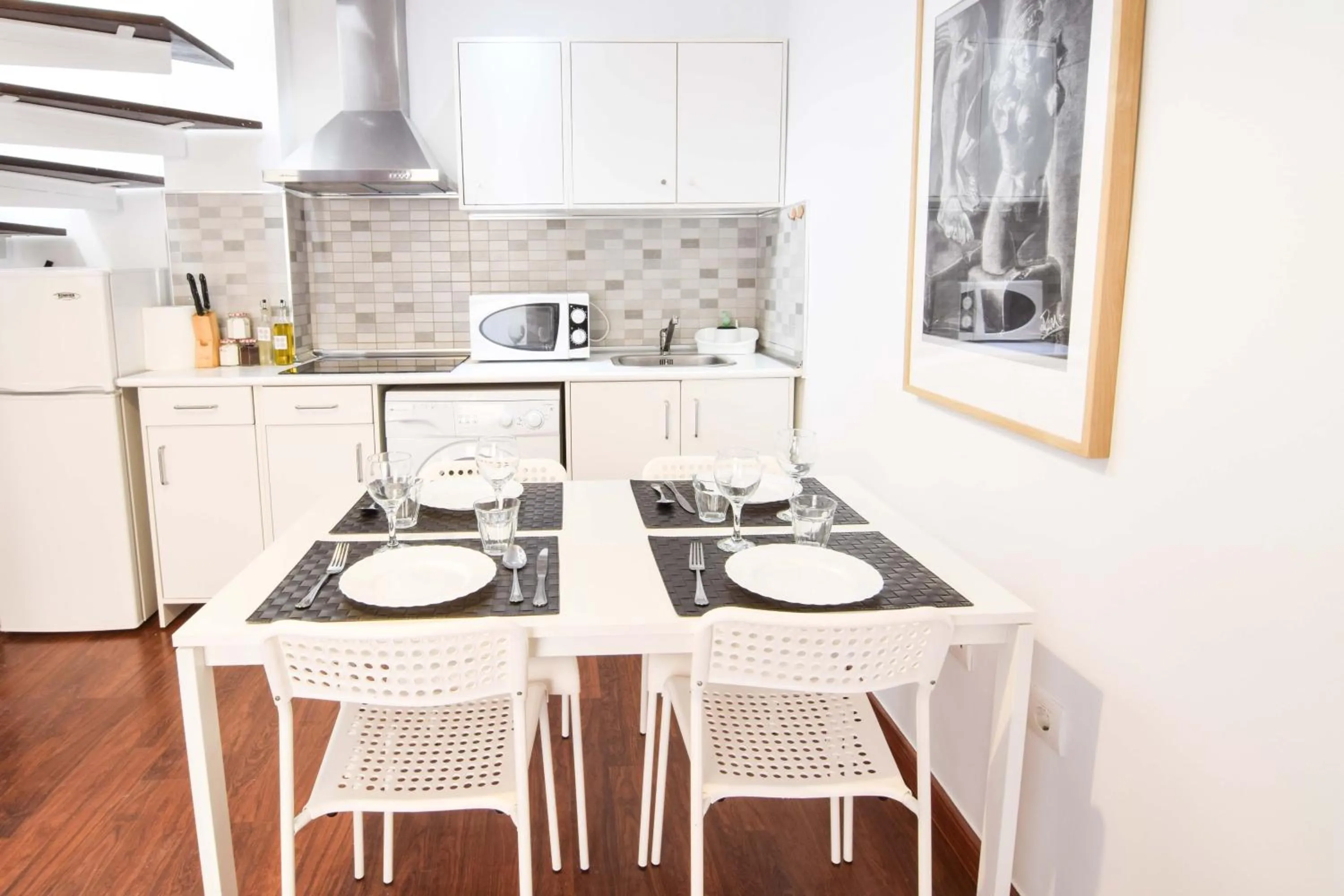 Dining area in Letmalaga Economy Bishop Orchard