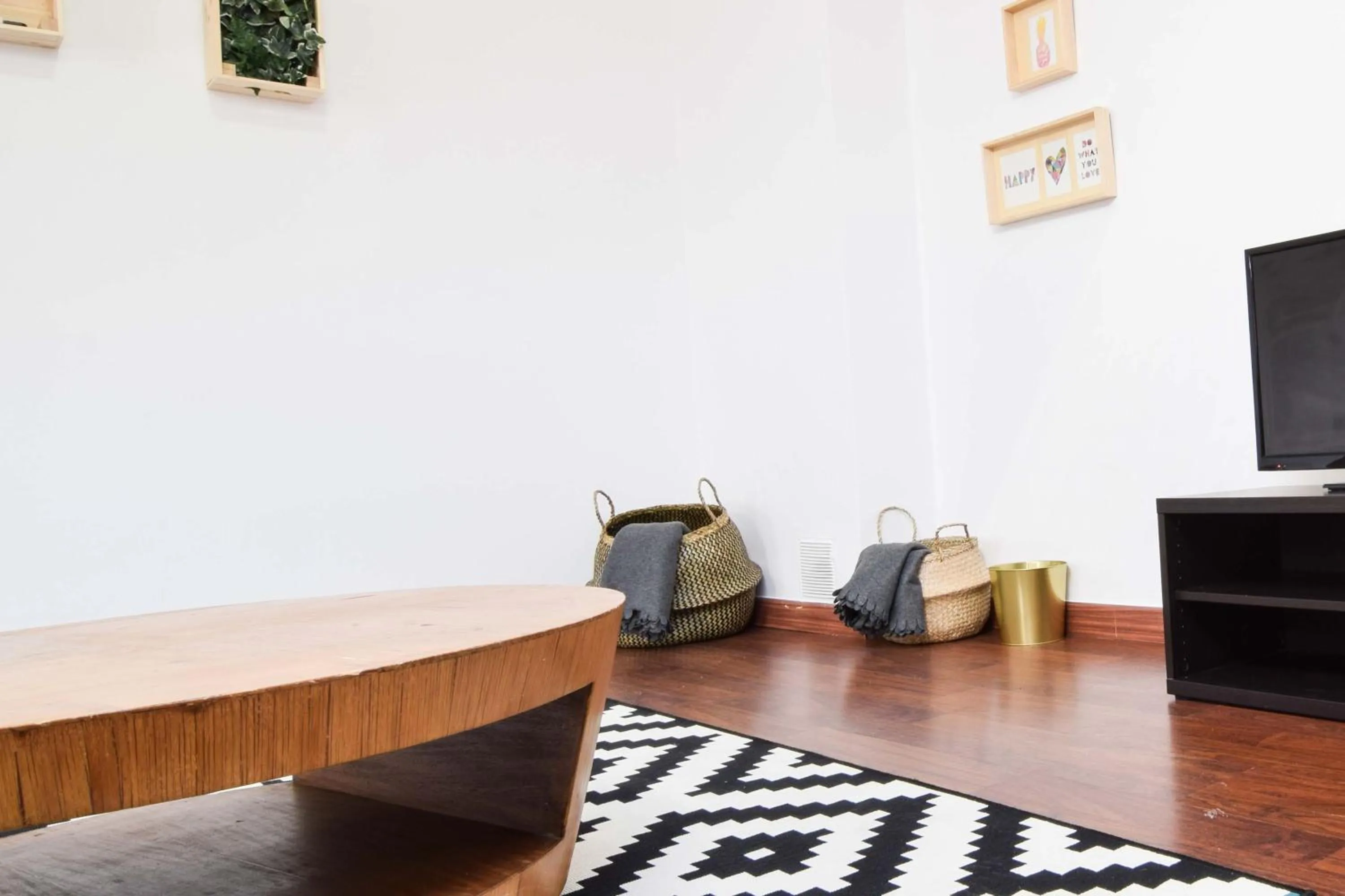 Living room in Letmalaga Economy Bishop Orchard