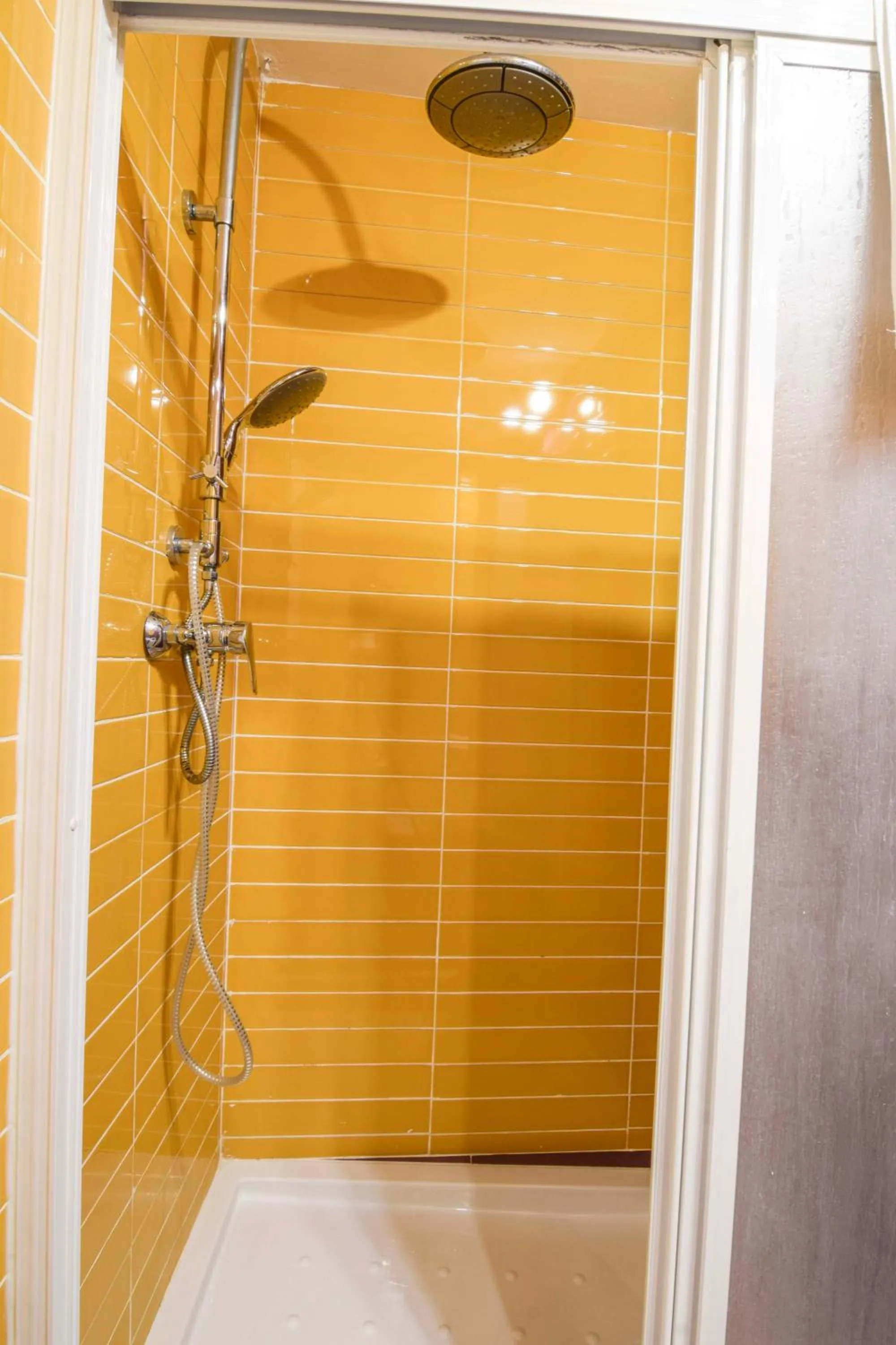 Bathroom in Letmalaga Economy Bishop Orchard