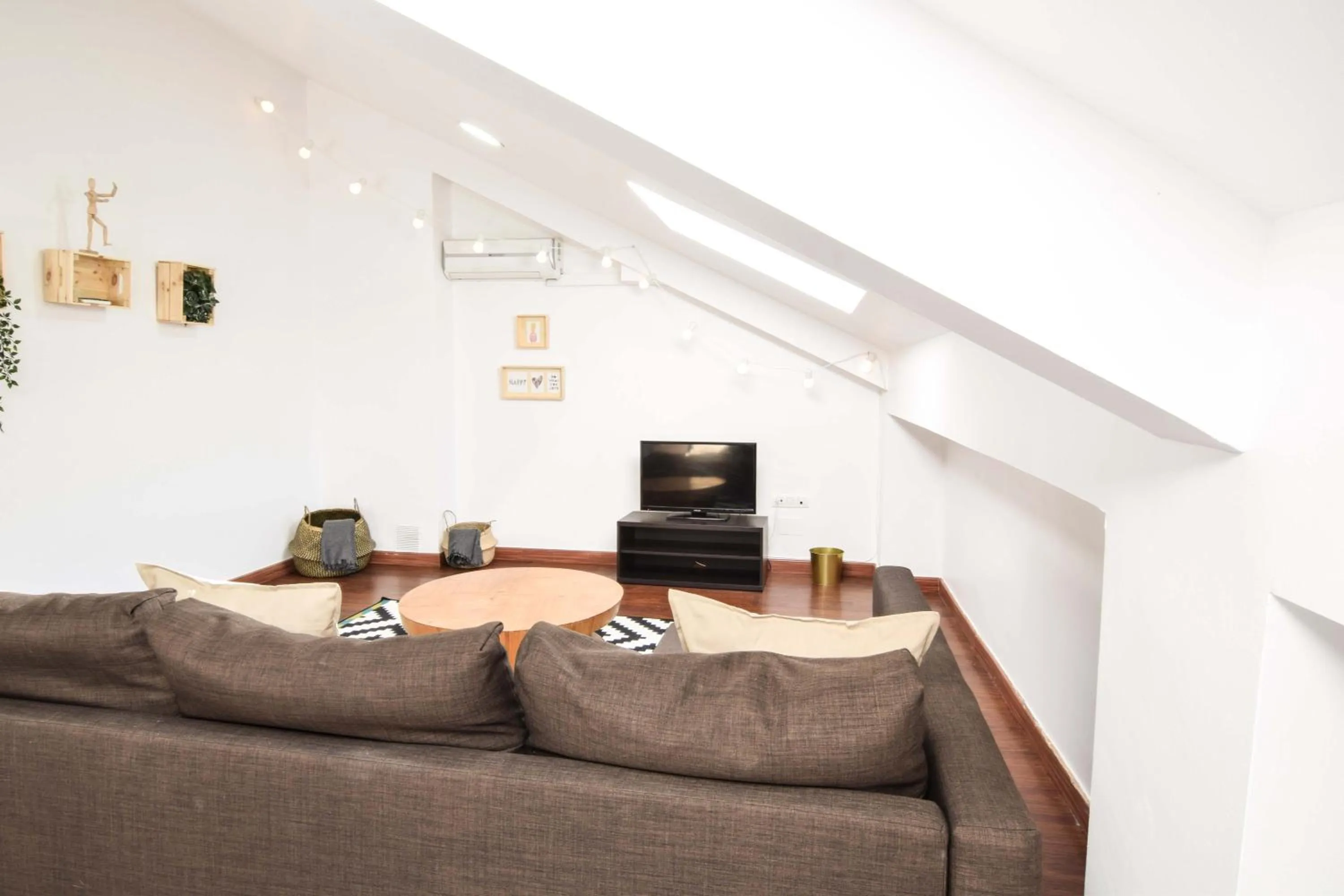 Living room in Letmalaga Economy Bishop Orchard