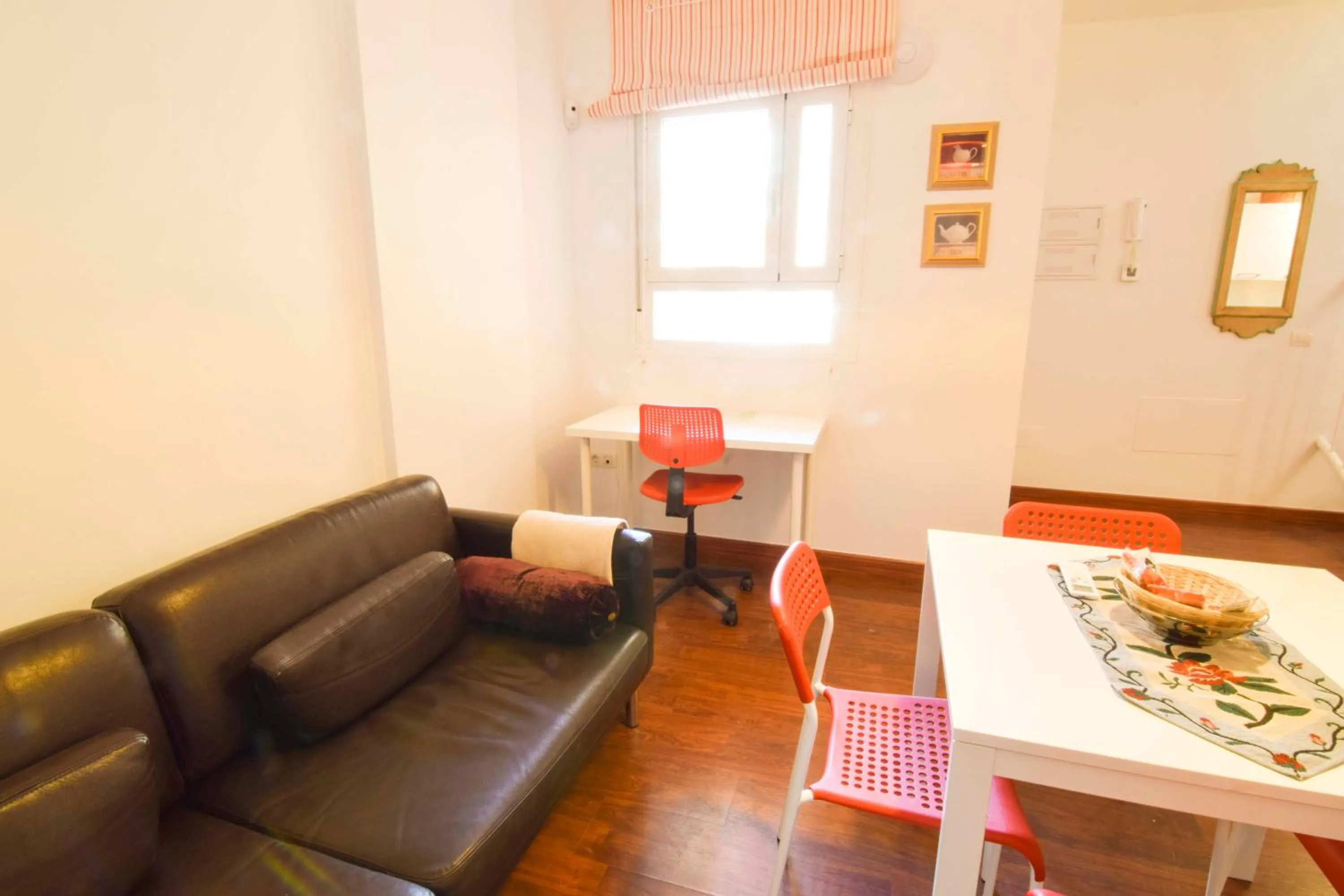 Living room in Letmalaga Economy Bishop Orchard