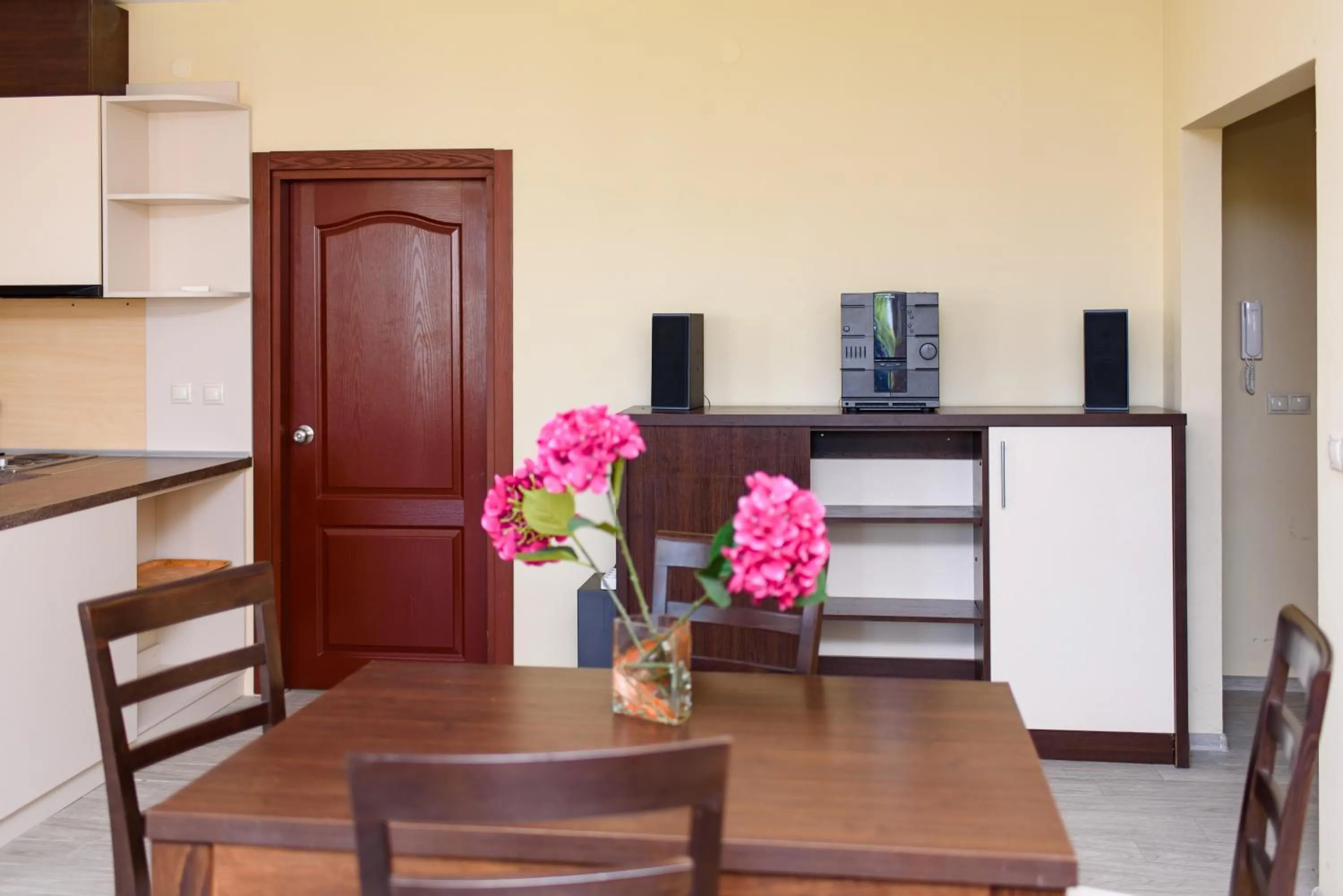 Living room in Sea View Rental Iglika Apartments