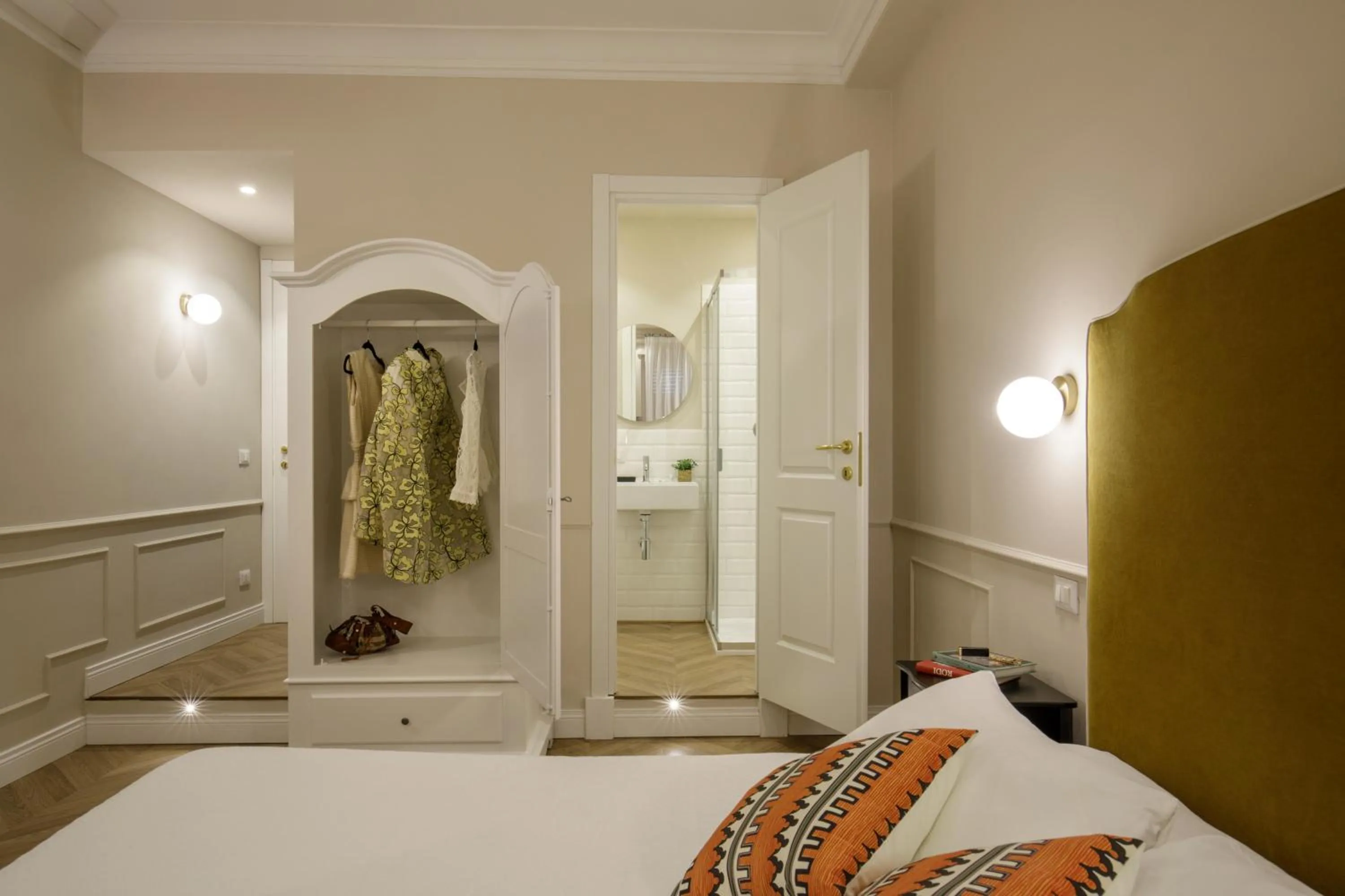 Photo of the whole room, Bed in La Locanda di Piazza del Popolo