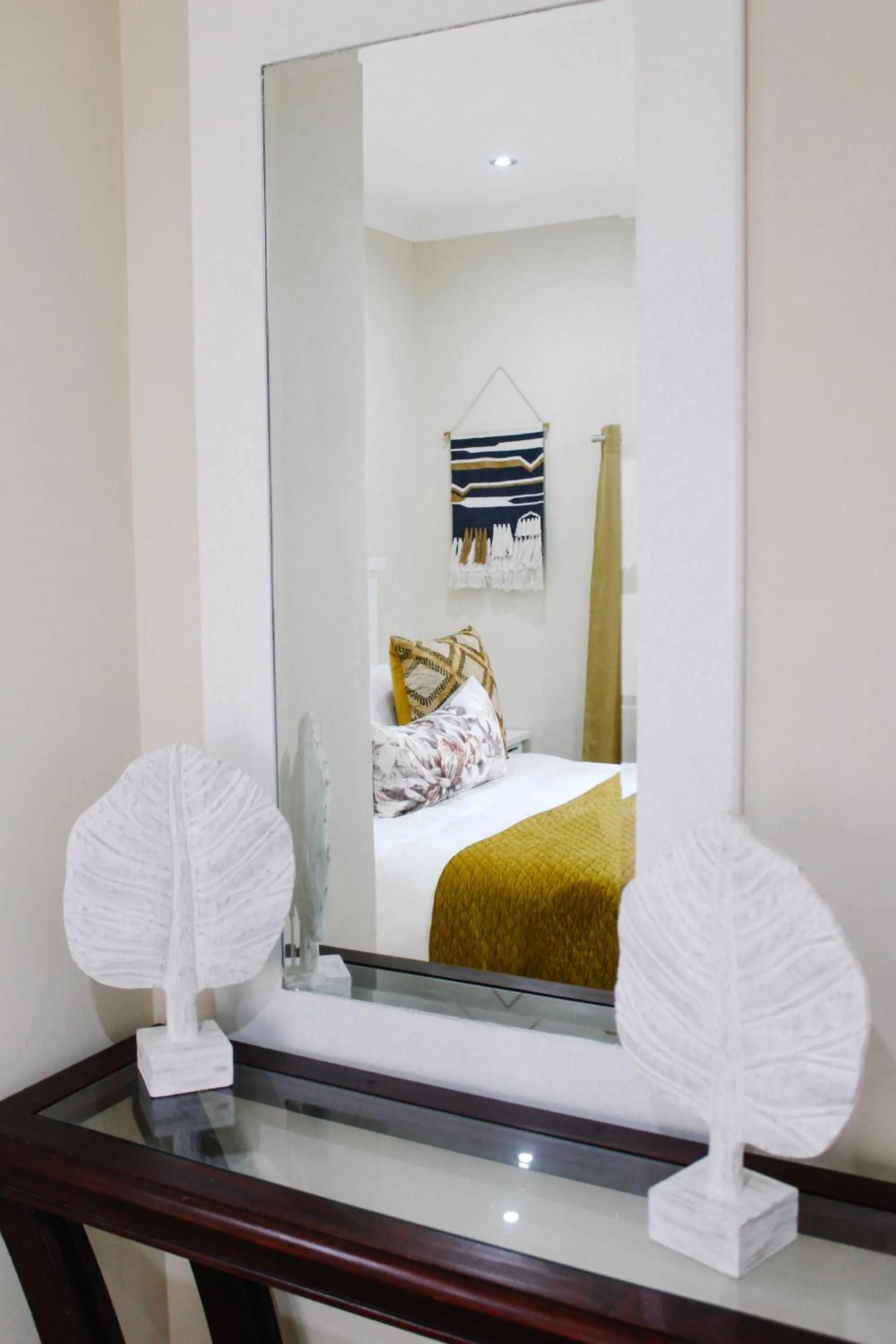 Bedroom, Bed in La Dolce Vita Umhlanga Guesthouse