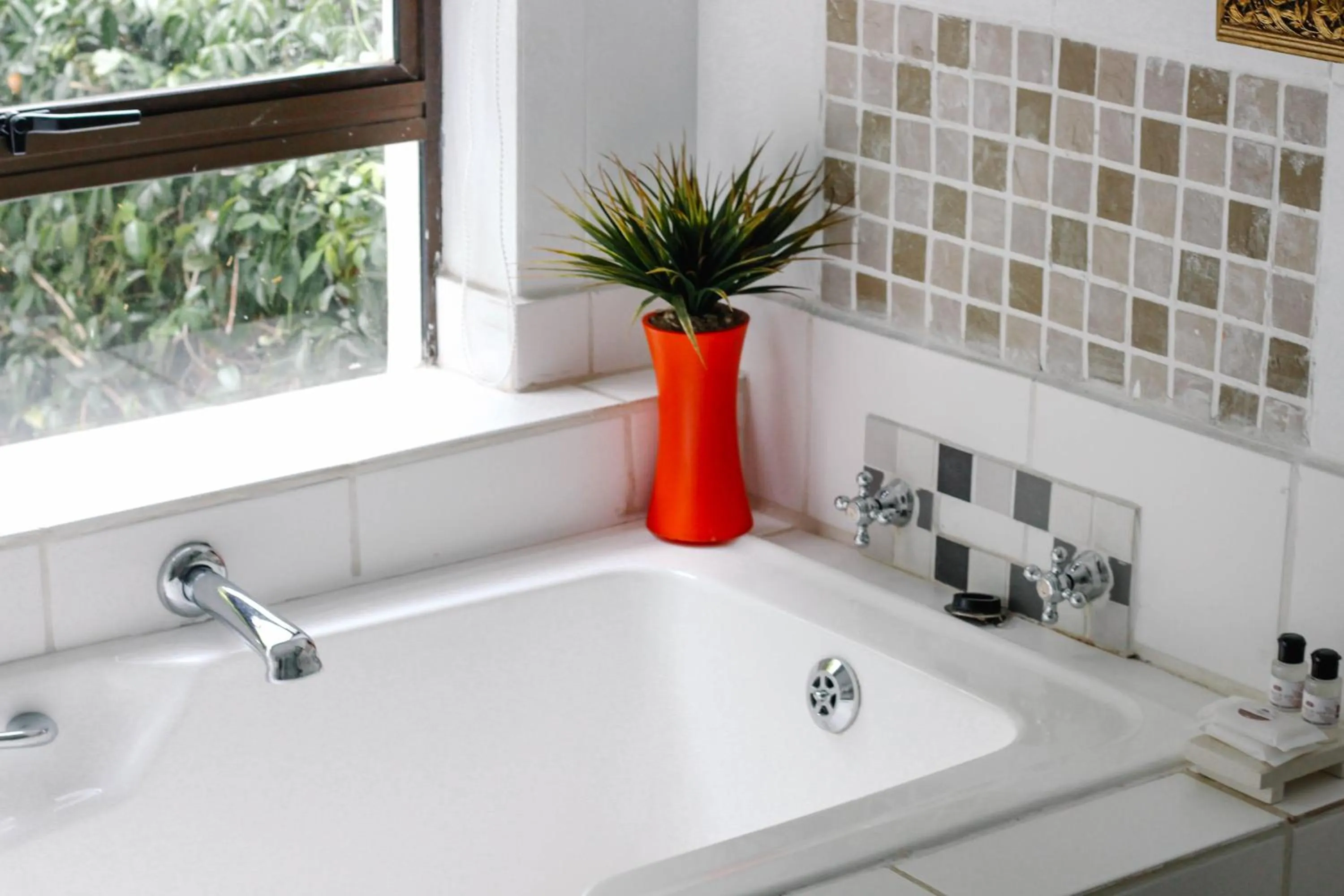 Bath in La Dolce Vita Umhlanga Guesthouse