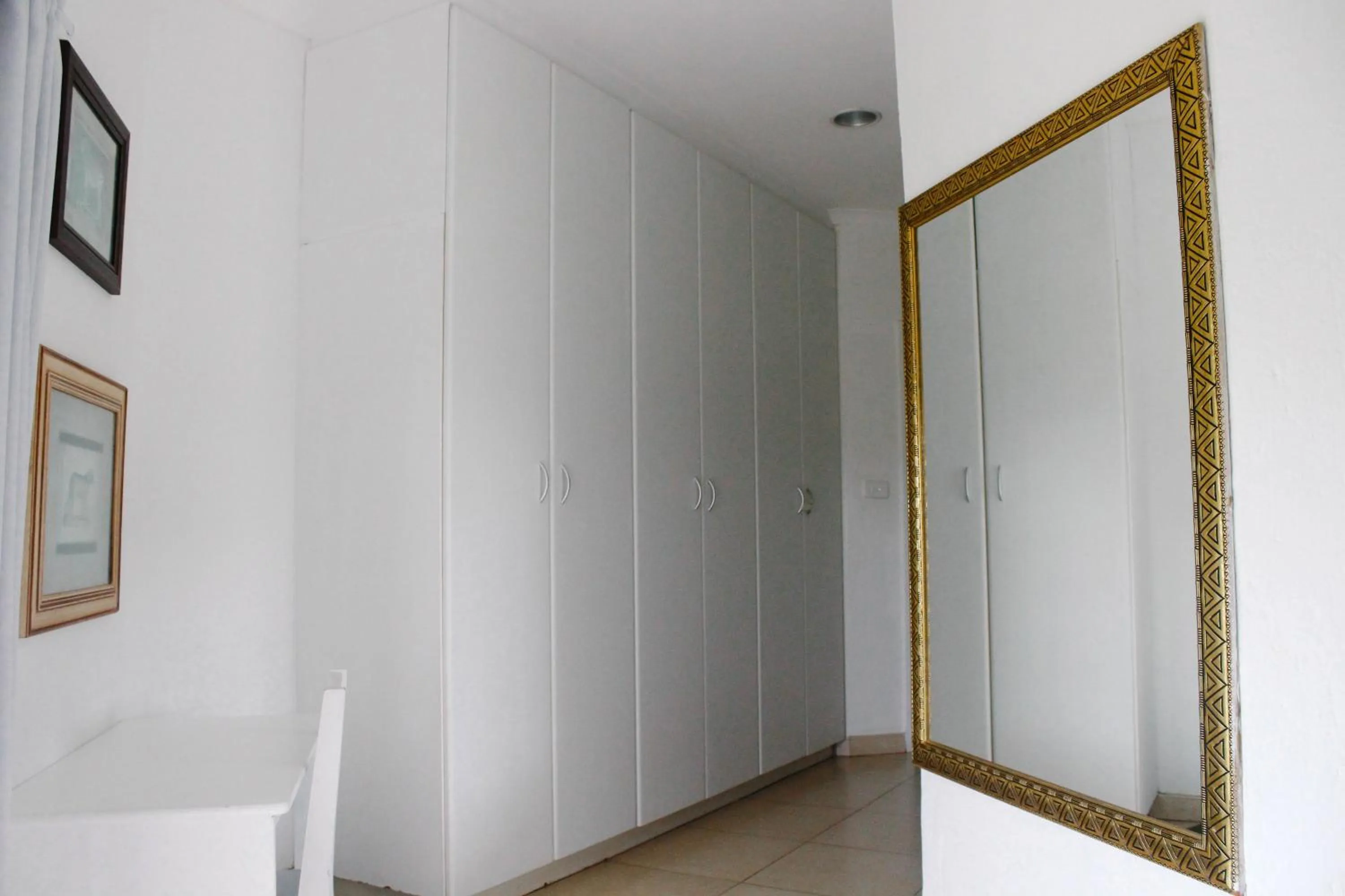 wardrobe in La Dolce Vita Umhlanga Guesthouse