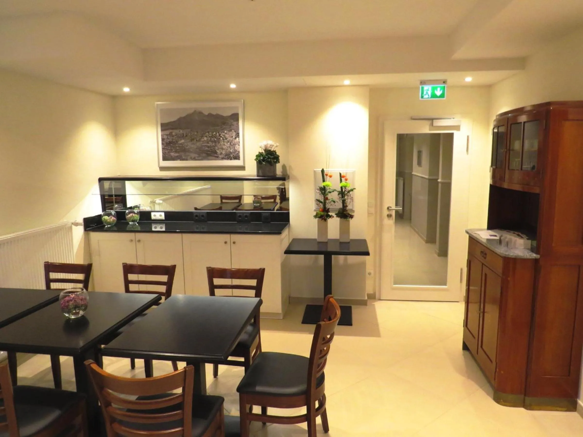 Restaurant/places to eat in Villa Waldfrieden - Design trifft Budget