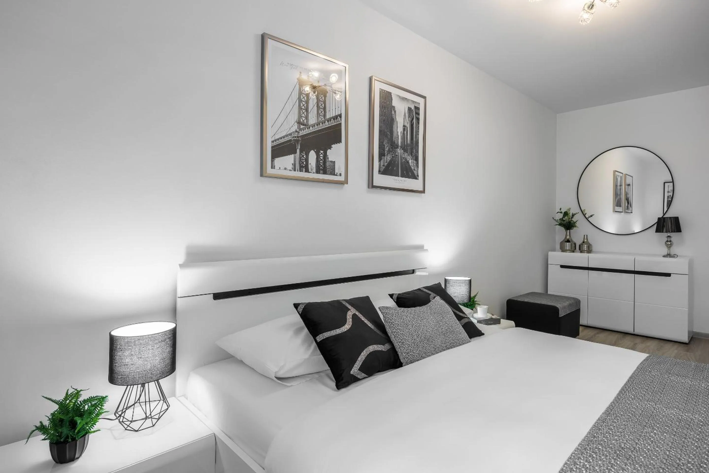 Bed in Emihouse CityVibe Apartments