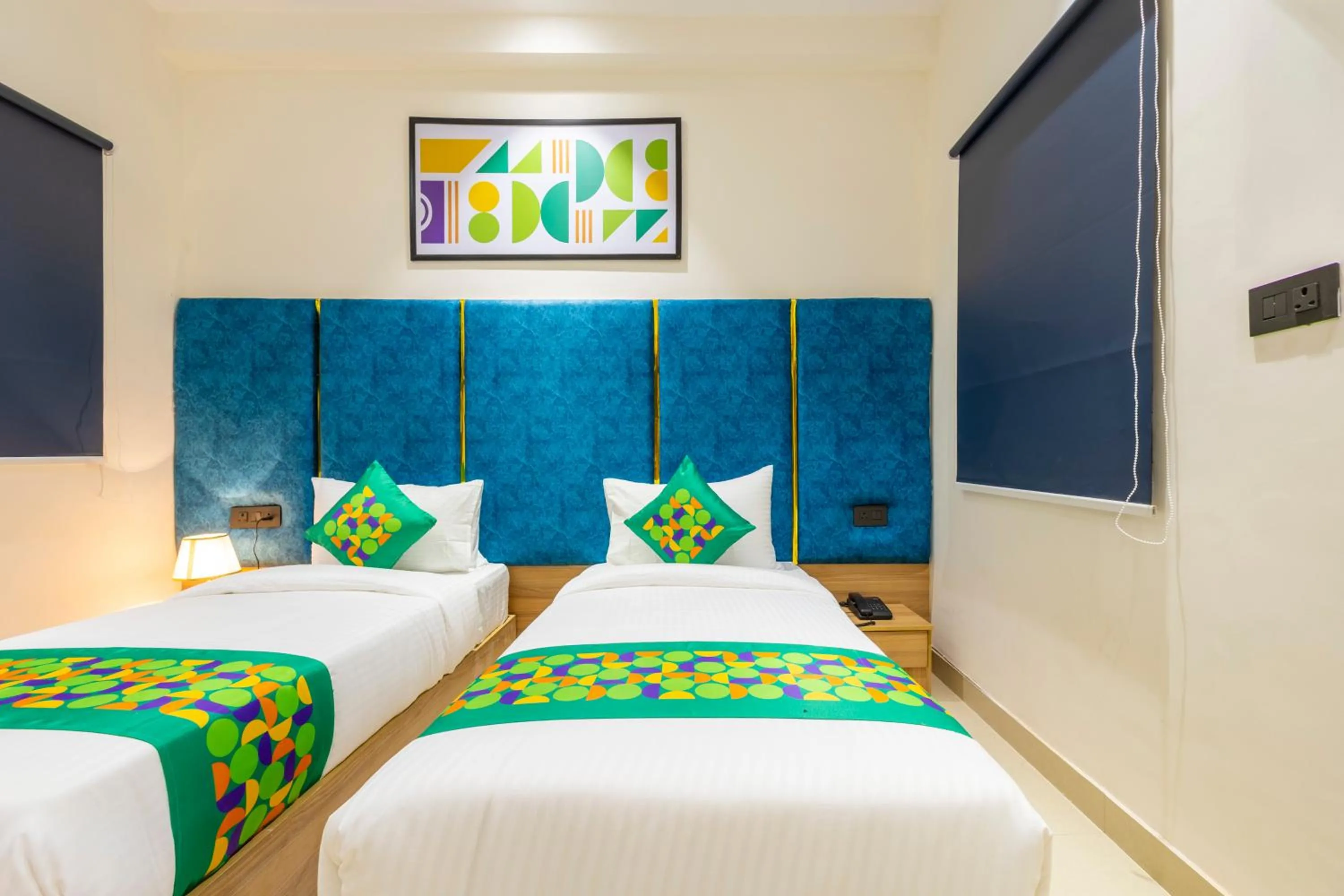 Bed in Treebo Accent Park Hotel And Banquet