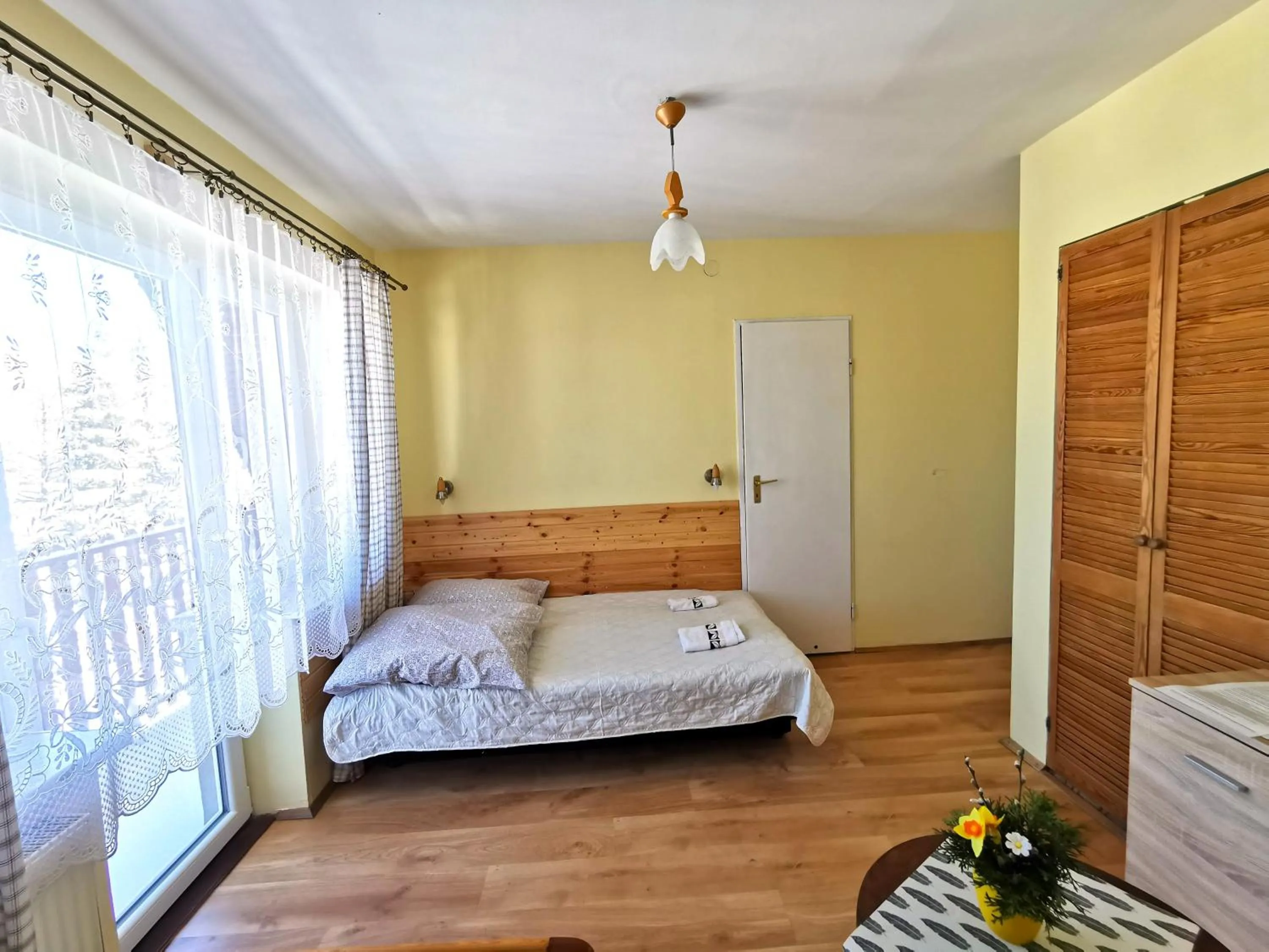 Bed in Willa Senator