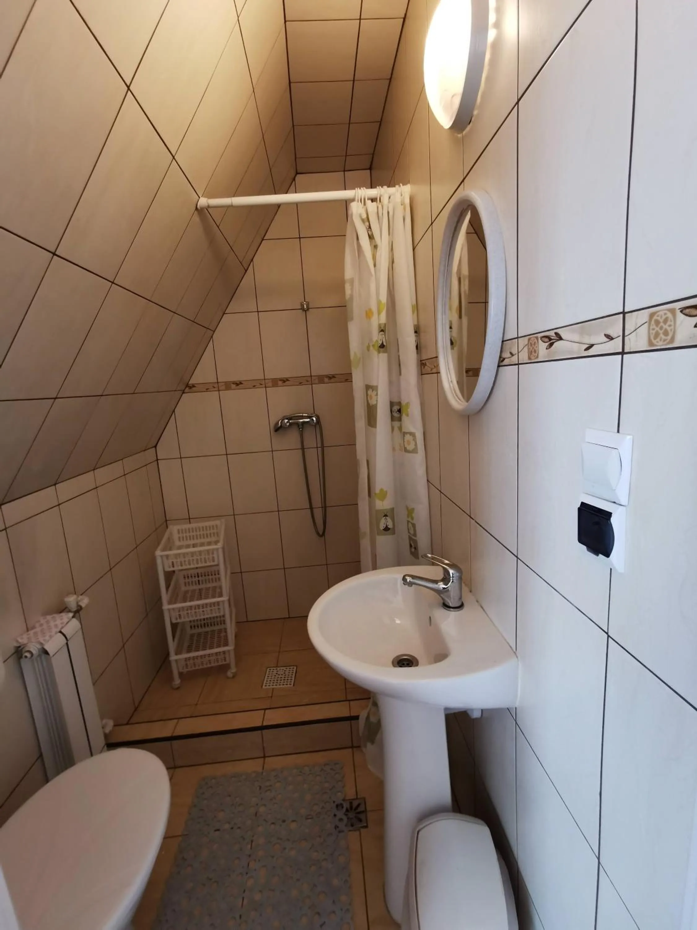 Shower in Willa Senator