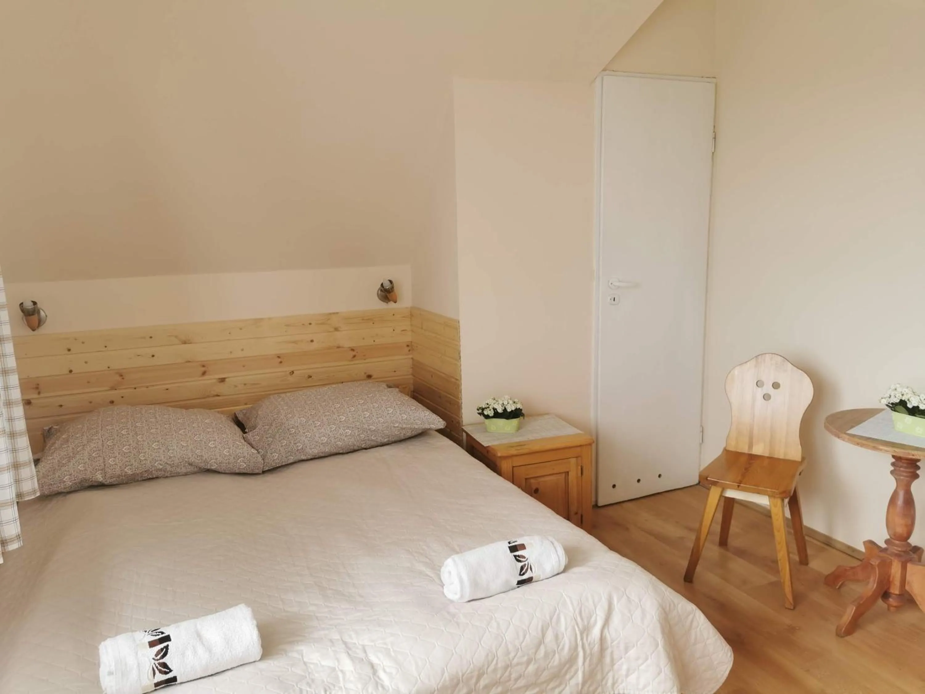 Bed in Willa Senator