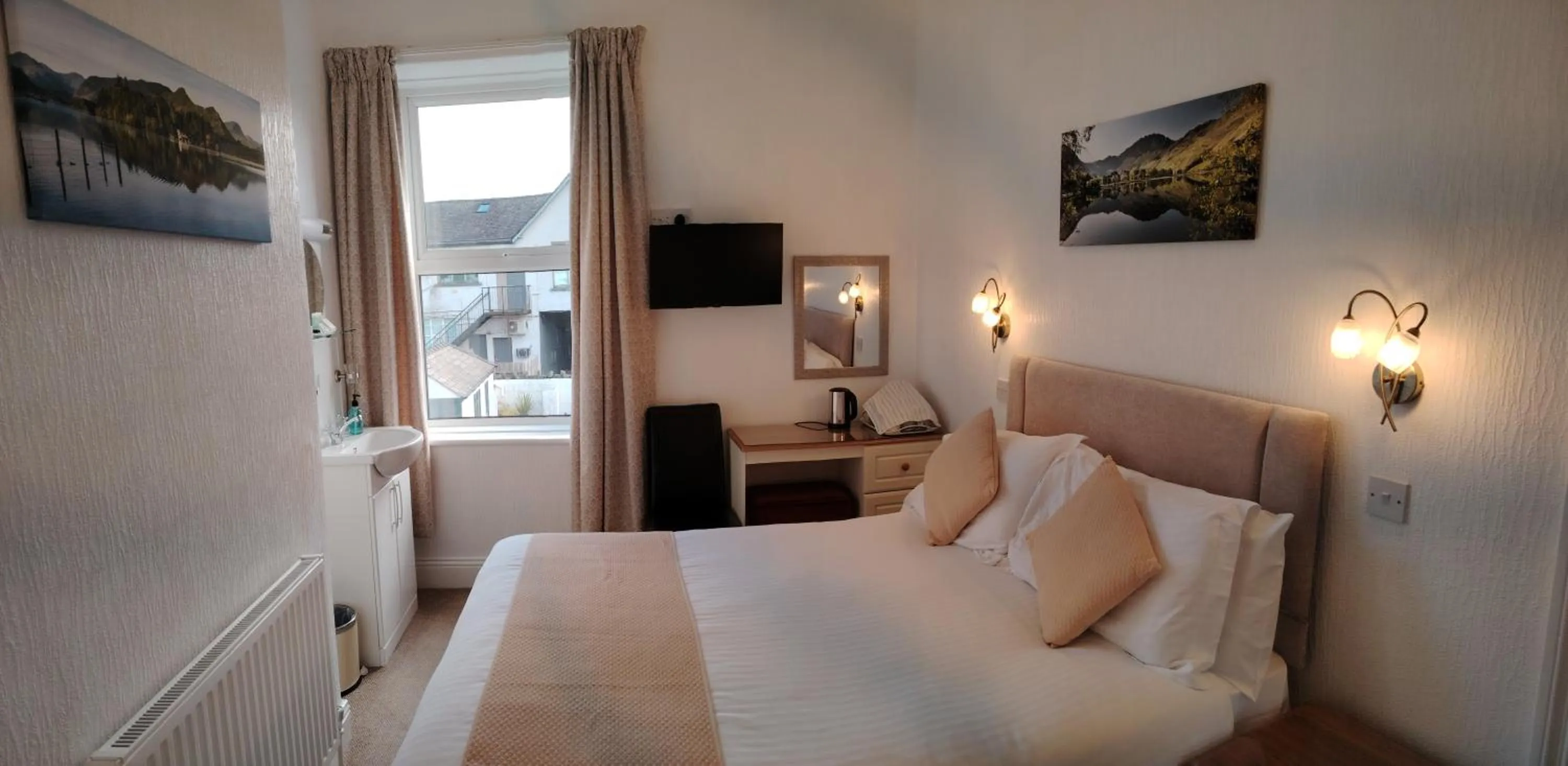 Dunsford Guest House