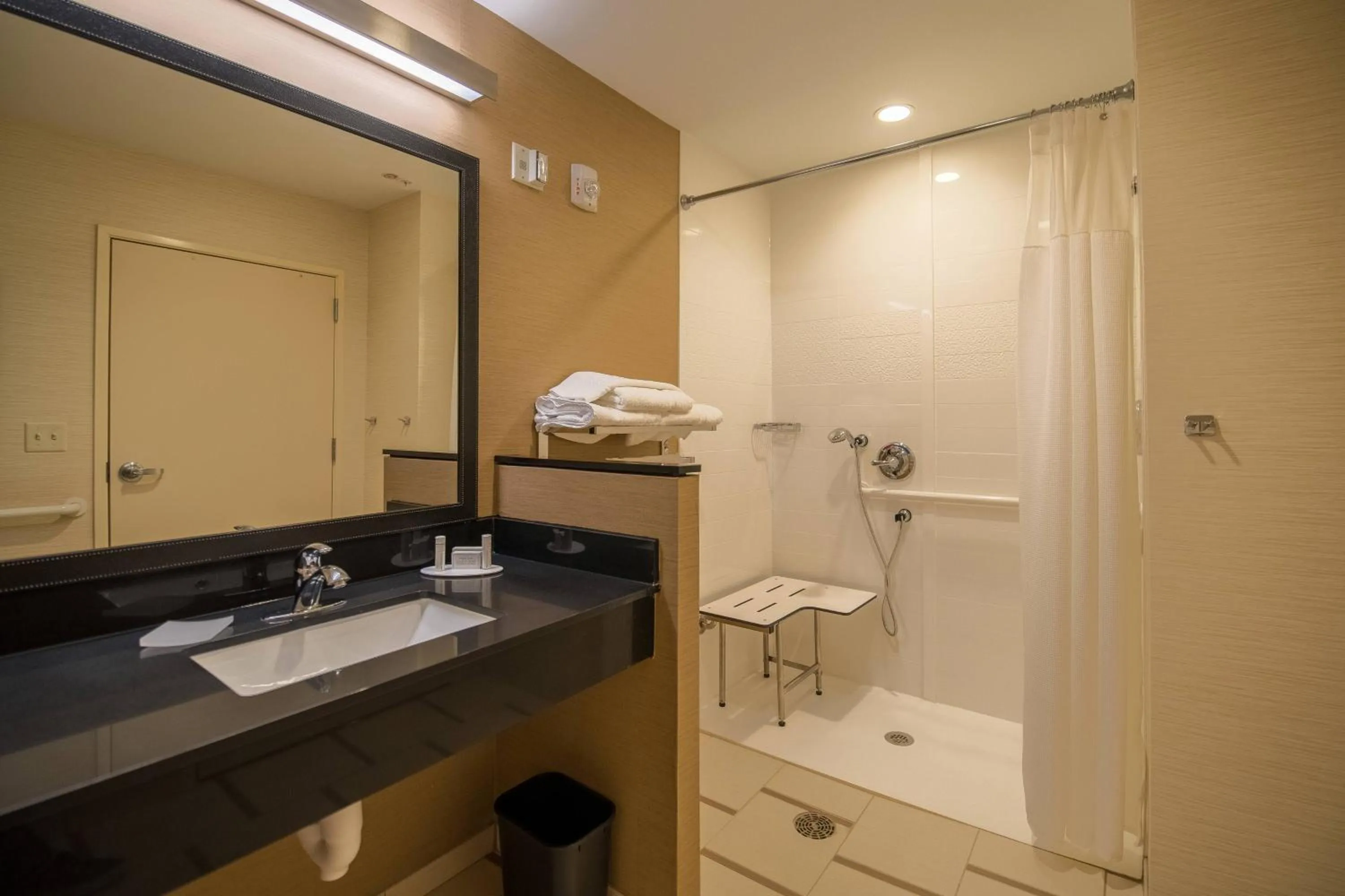 Bathroom in Fairfield Inn & Suites by Marriott Provo Orem