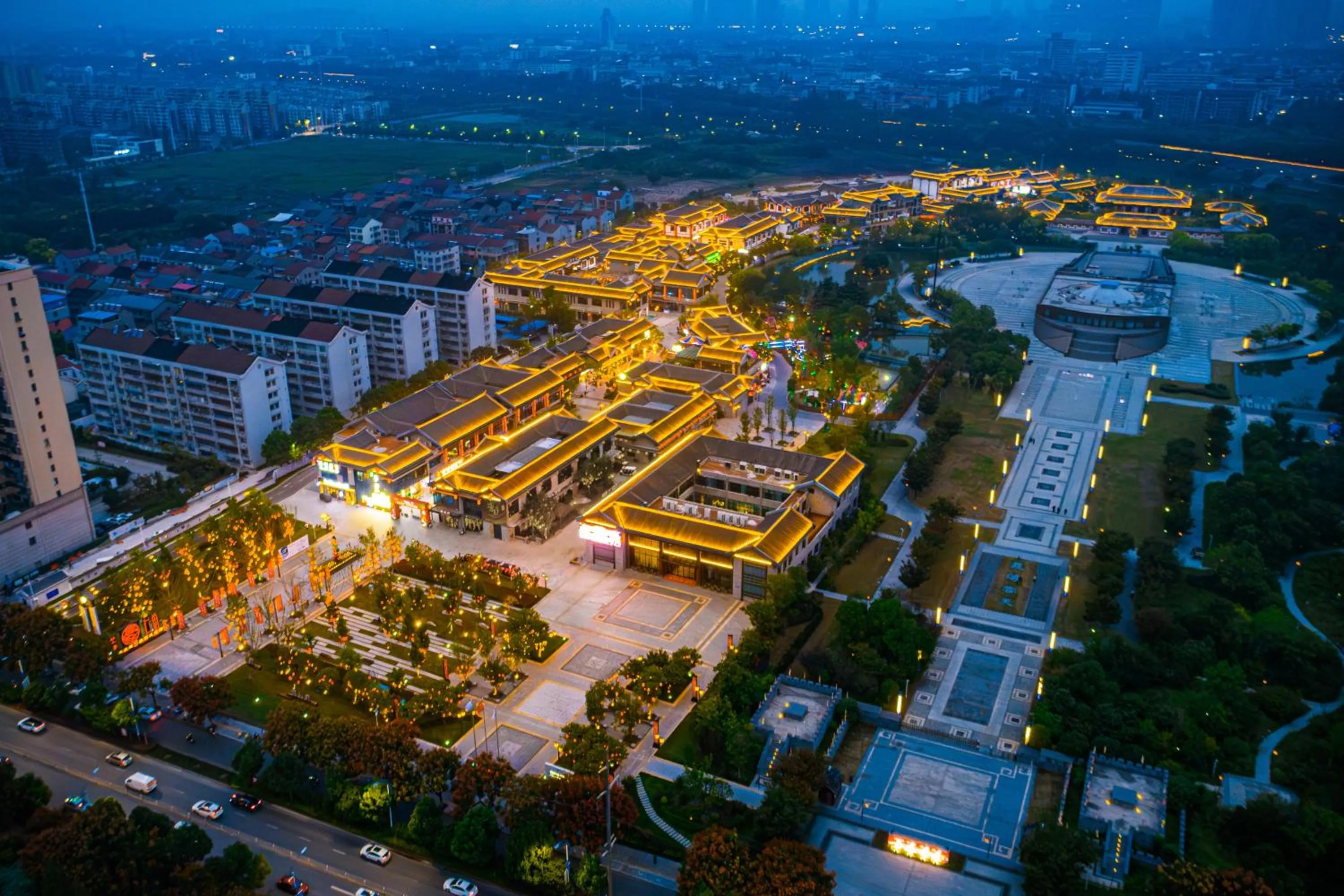 Jingzhou Ancient City, Chu Charm Manxin Mansion