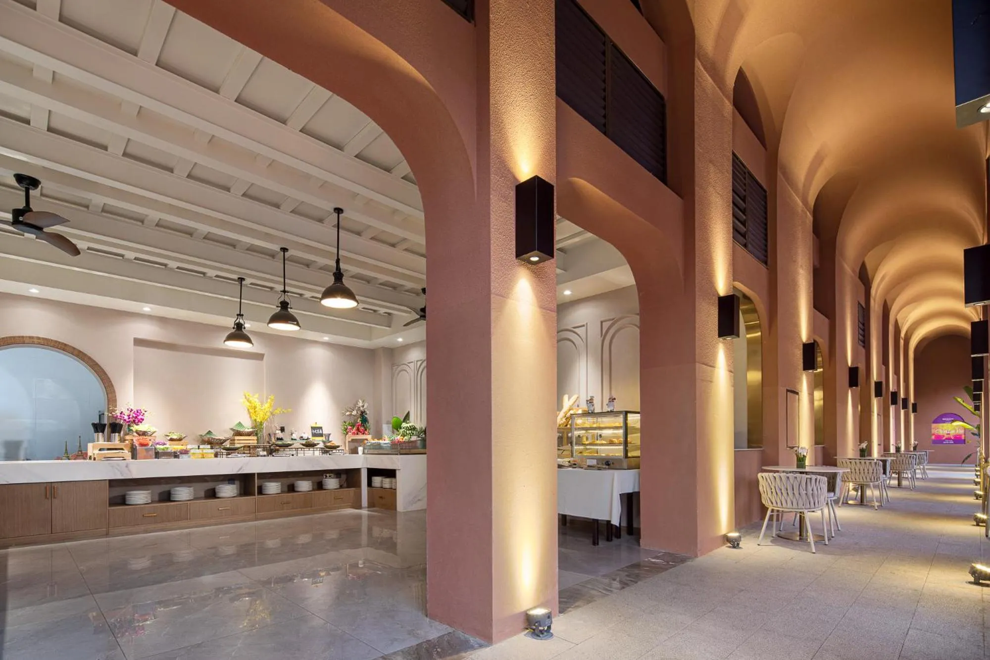 Restaurant/places to eat in Wanda Yi, Suite Xishuangbanna