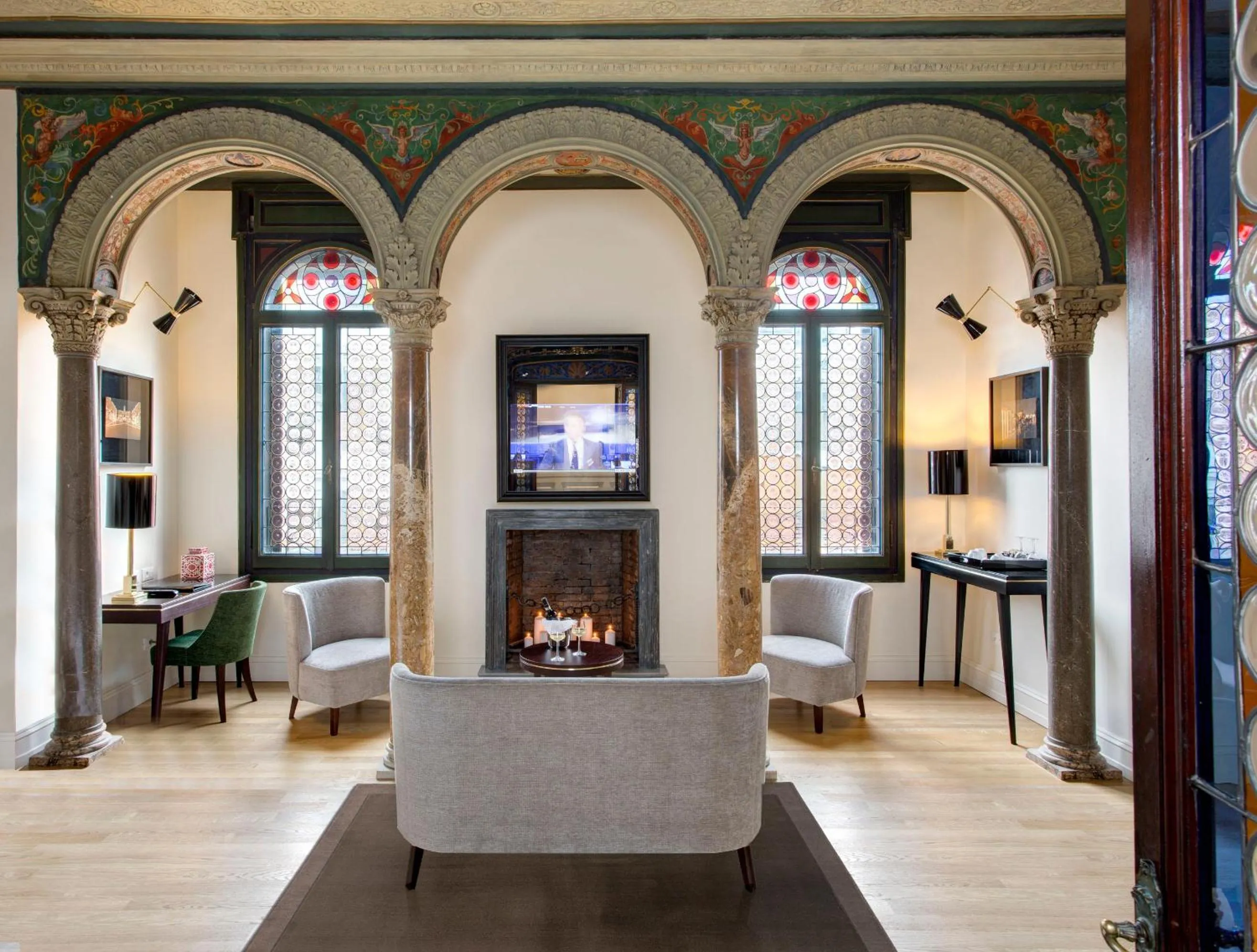 Communal lounge/ TV room in Le case di Andrea - Roof Suite Rome