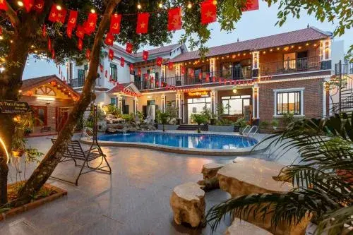 TAM FAMILY HOMESTAY and RESTAURANT TAM FAMILY HOMESTAY and RESTAURANT