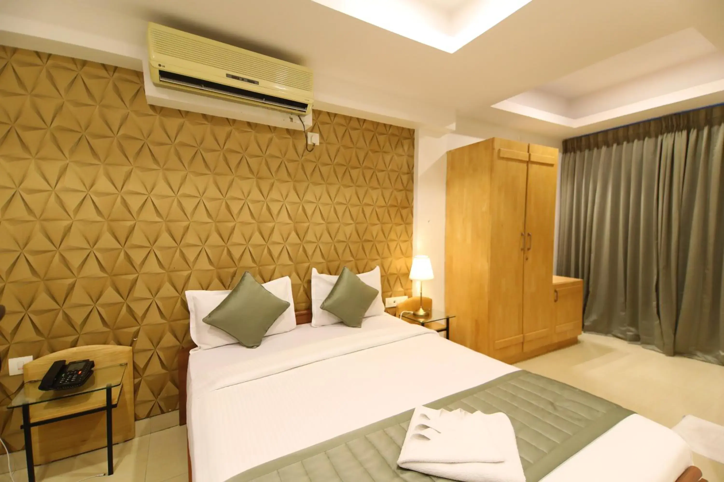 Standard Double Room in Earth Hotels Domlur Standard Double Room in Earth Hotels Domlur