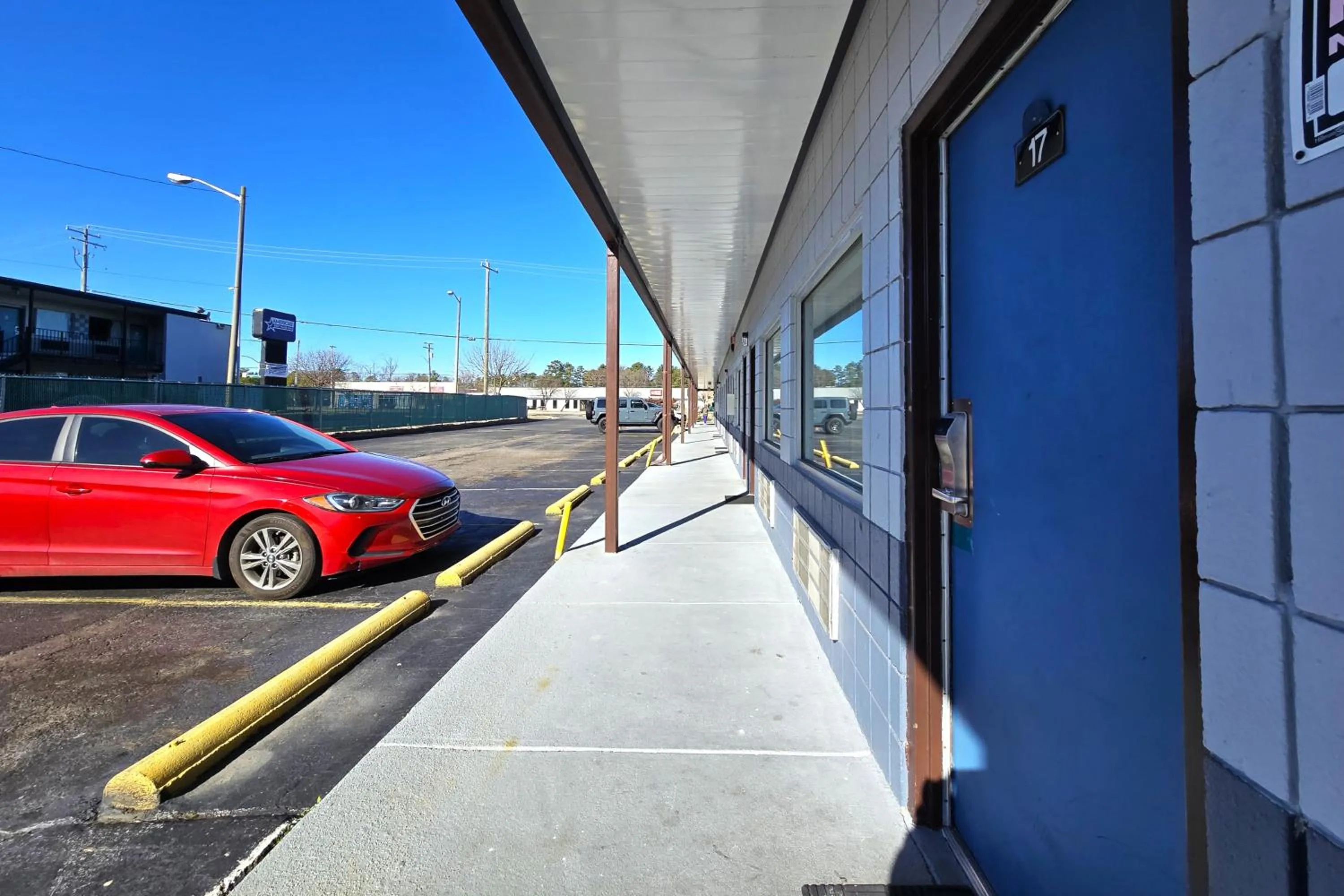 Parking in Eagle Inn by Hotel O Richmond Midlothian Turnpike