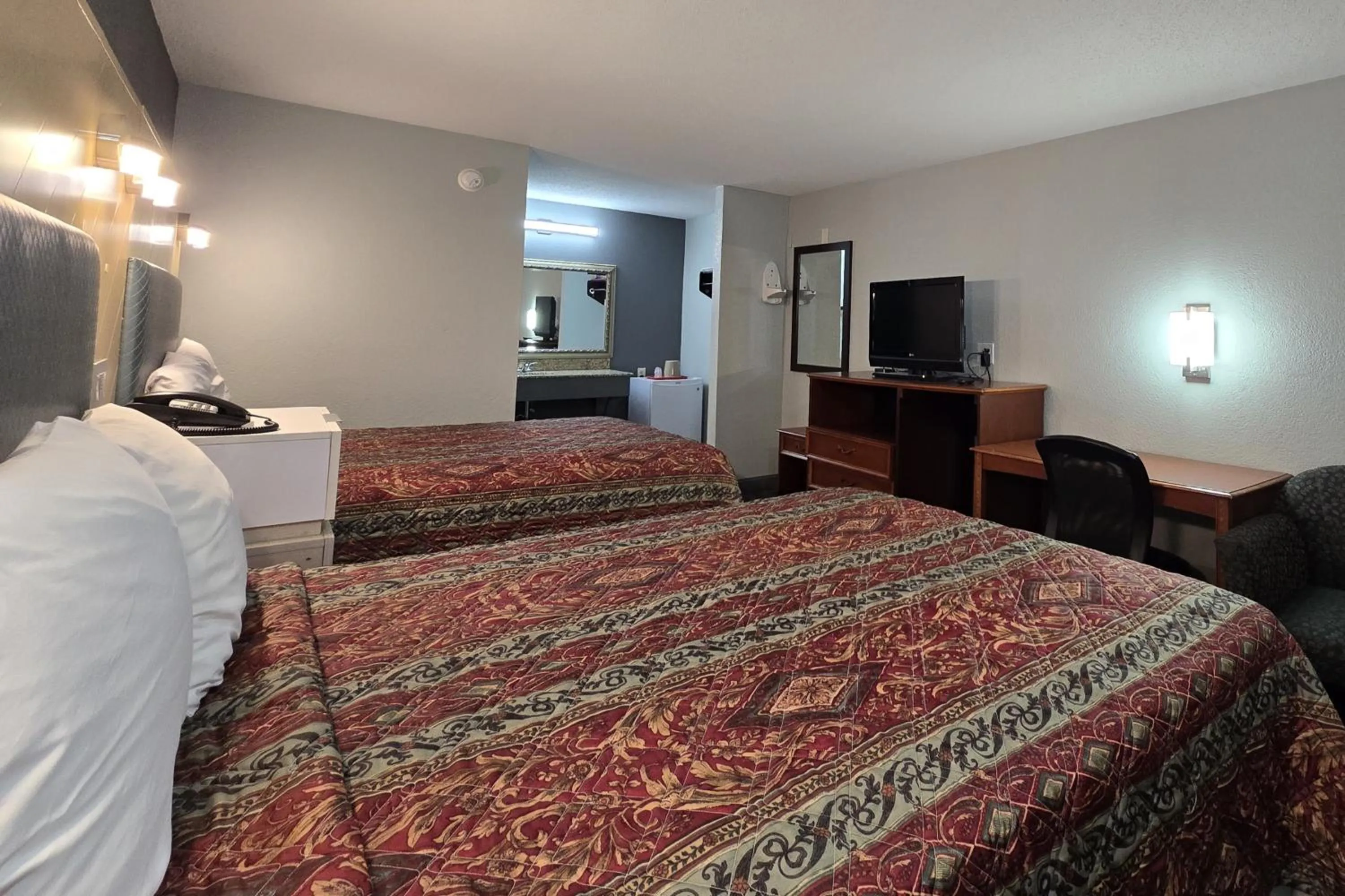 Bedroom, Bed in Eagle Inn by Hotel O Richmond Midlothian Turnpike