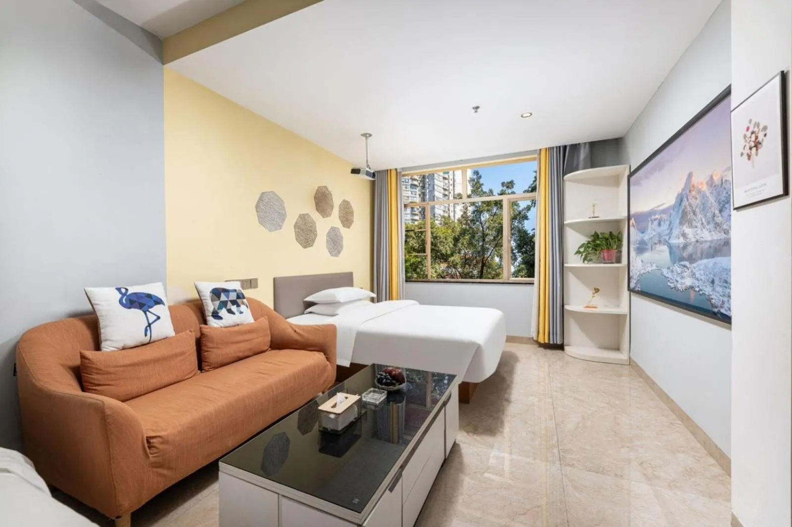 Bed in Chami Apartment Hotel, Buhadi