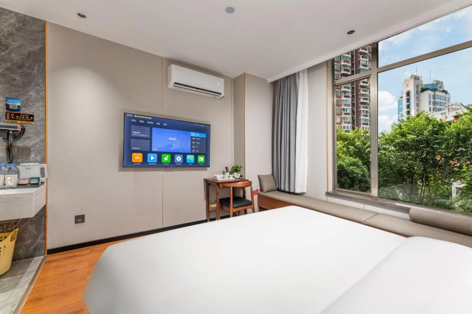 Bed in Chami Apartment Hotel, Buhadi