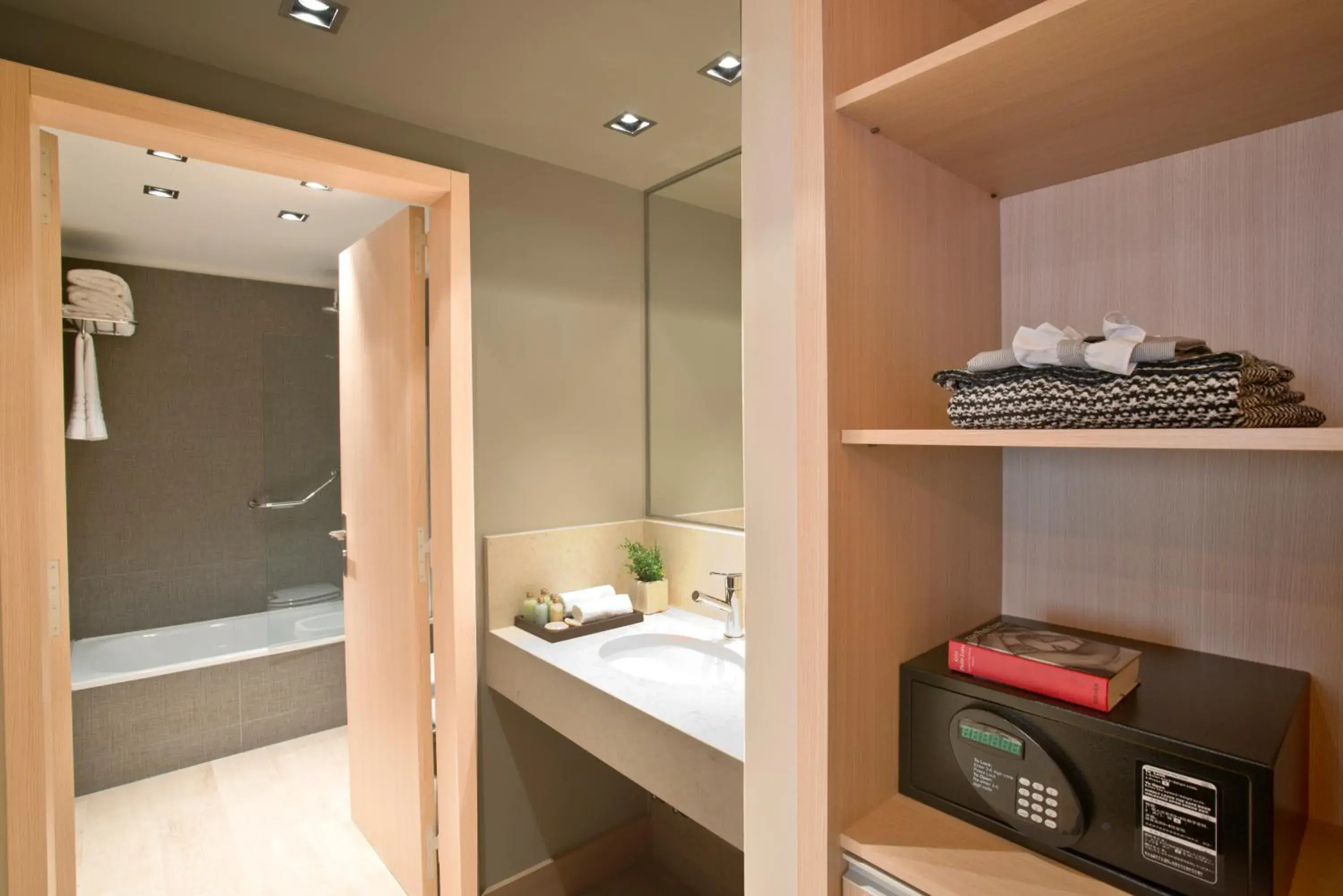 Bathroom, Bed in ARC Recoleta Boutique Hotel & Spa Bathroom, Bed in ARC Recoleta Boutique Hotel & Spa