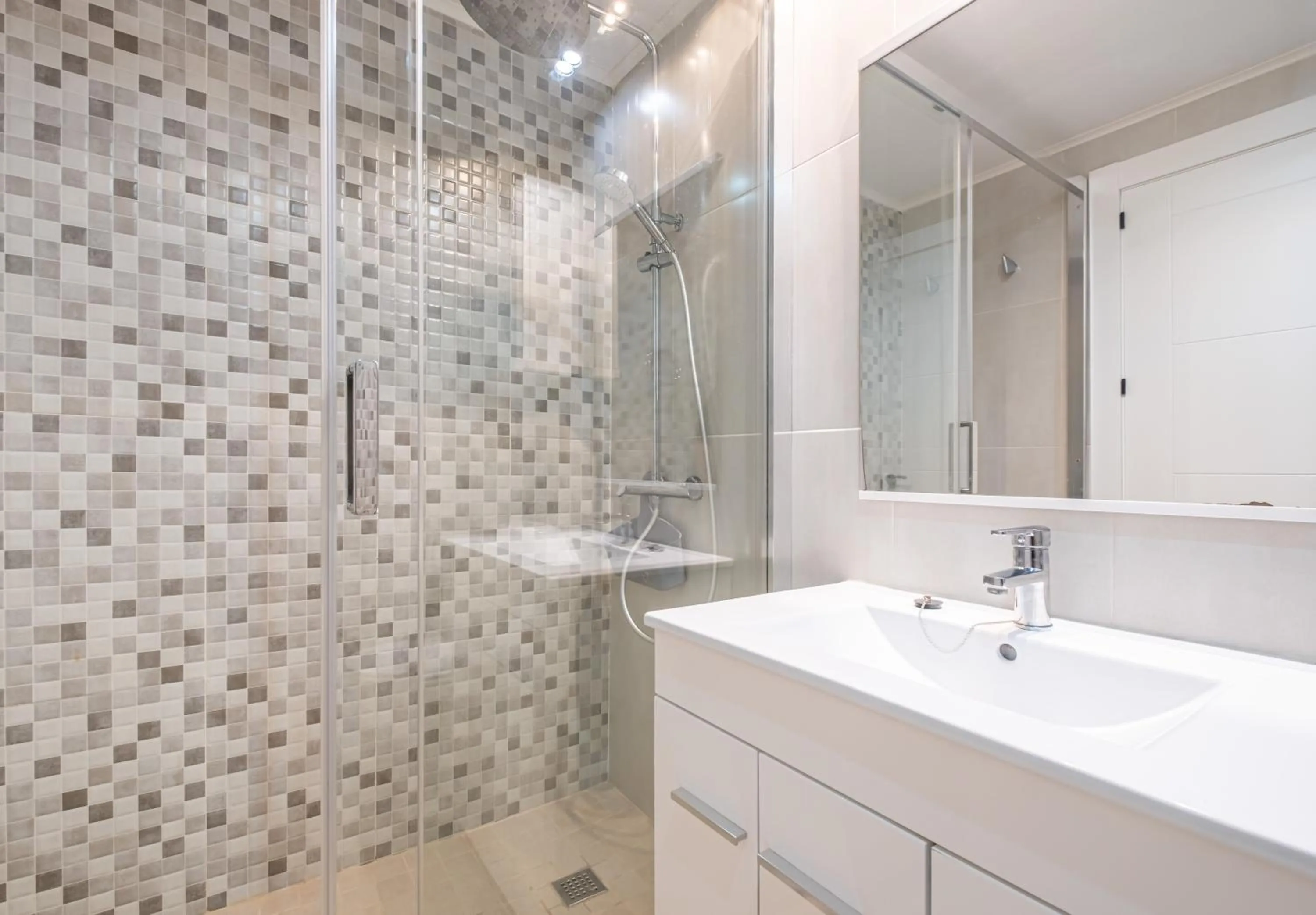 Shower in Gemelos 22 Resort Apartment 2-15-B Levante Beach