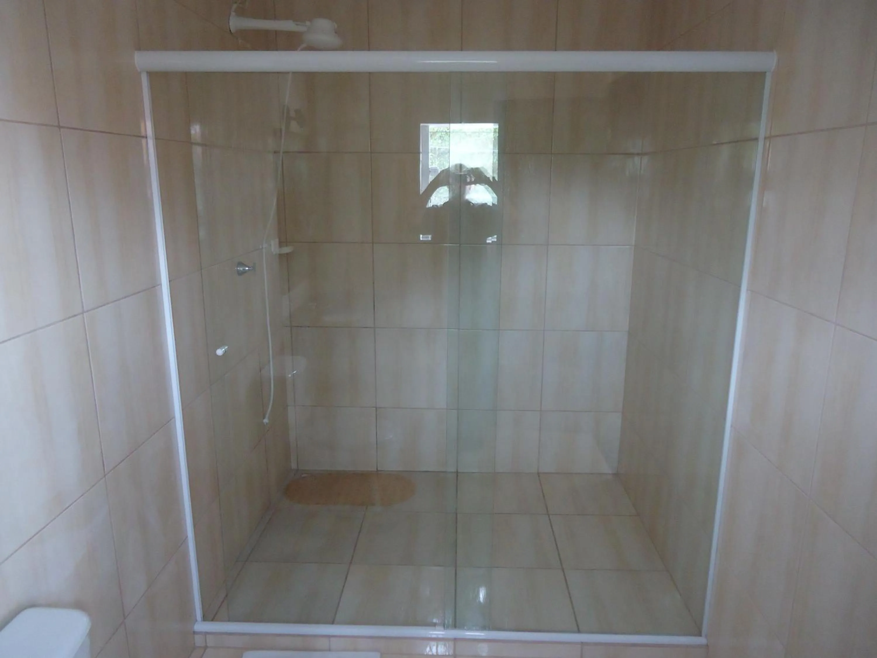 Shower in Iria's Hotel