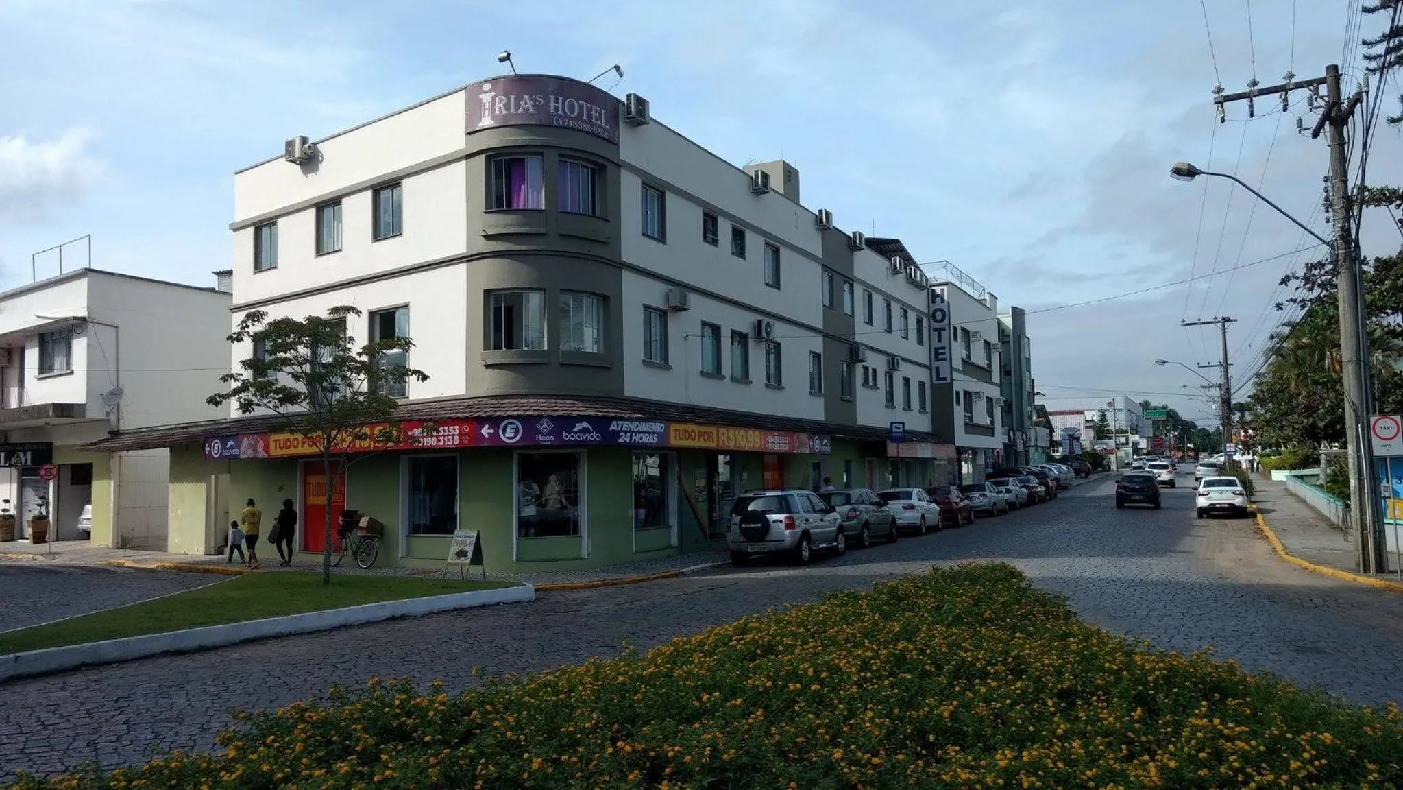 Facade/entrance in Iria's Hotel