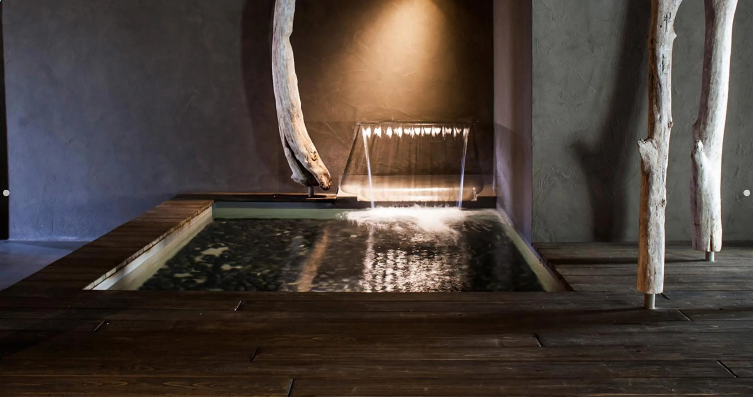 Hot Spring Bath in Altamarea Residence & Hotel