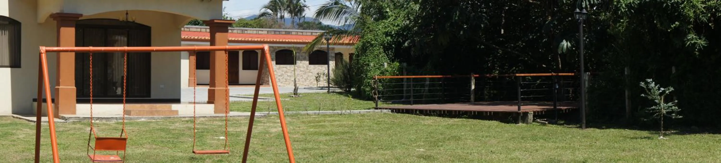 Garden in Casa Andalucia Apartments