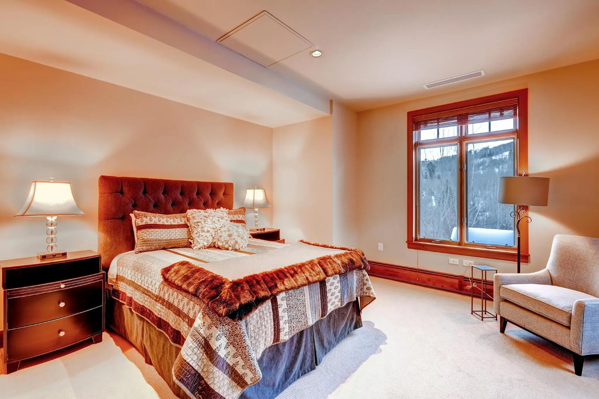 Bedroom, Bed in Bachelor Gulch Village