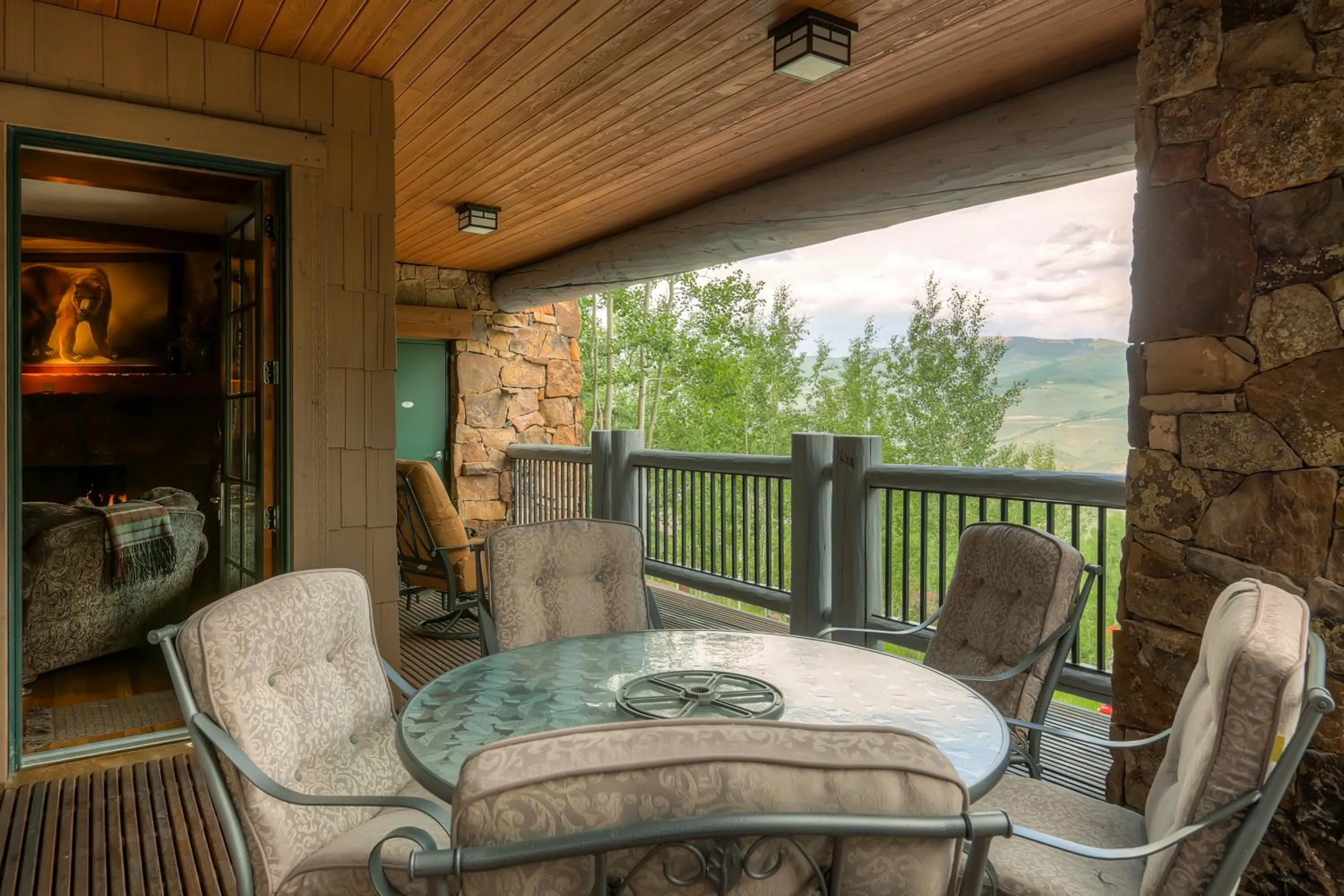 Patio in Bachelor Gulch Village