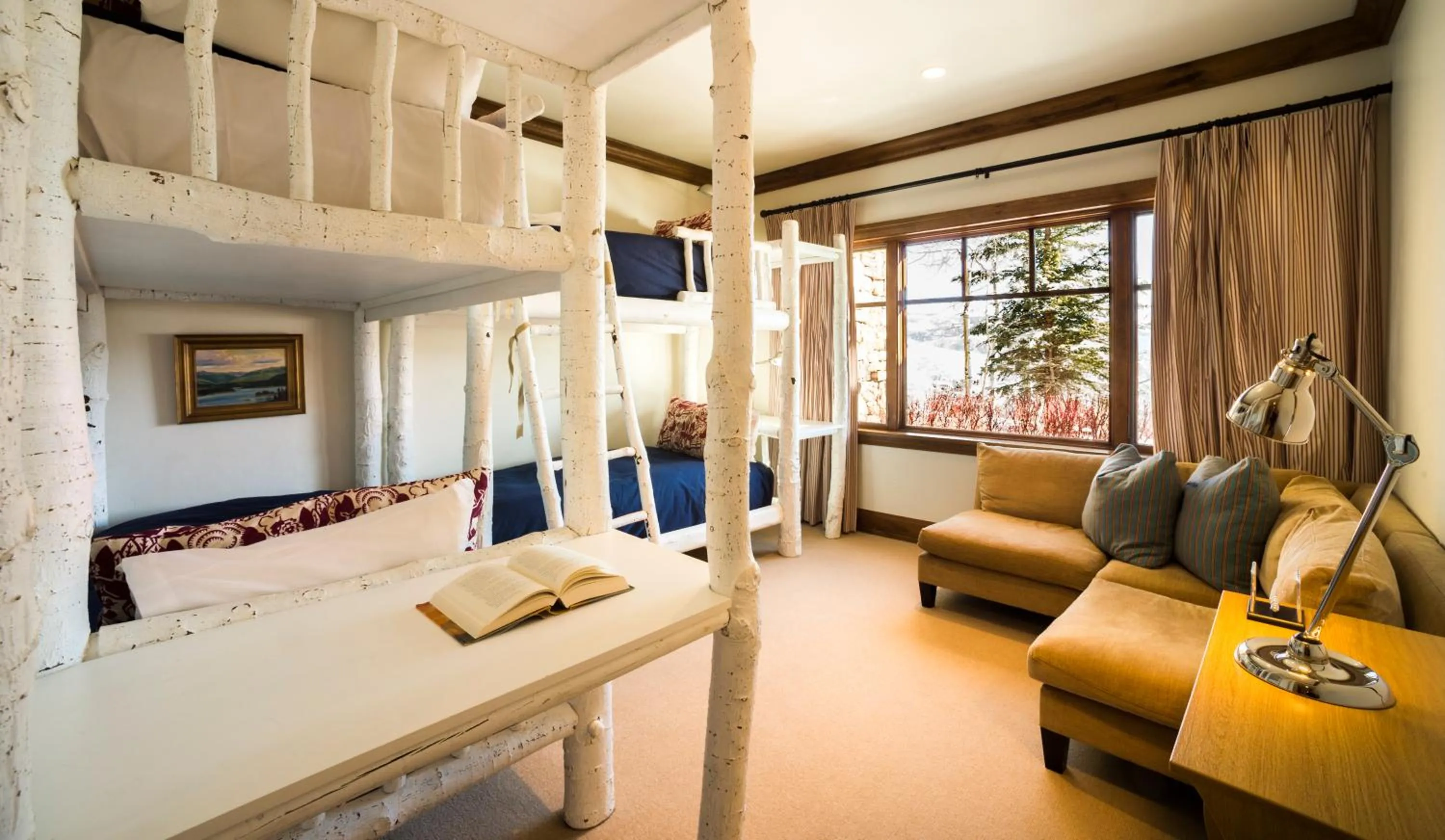 Bedroom, Bed in Bachelor Gulch Village