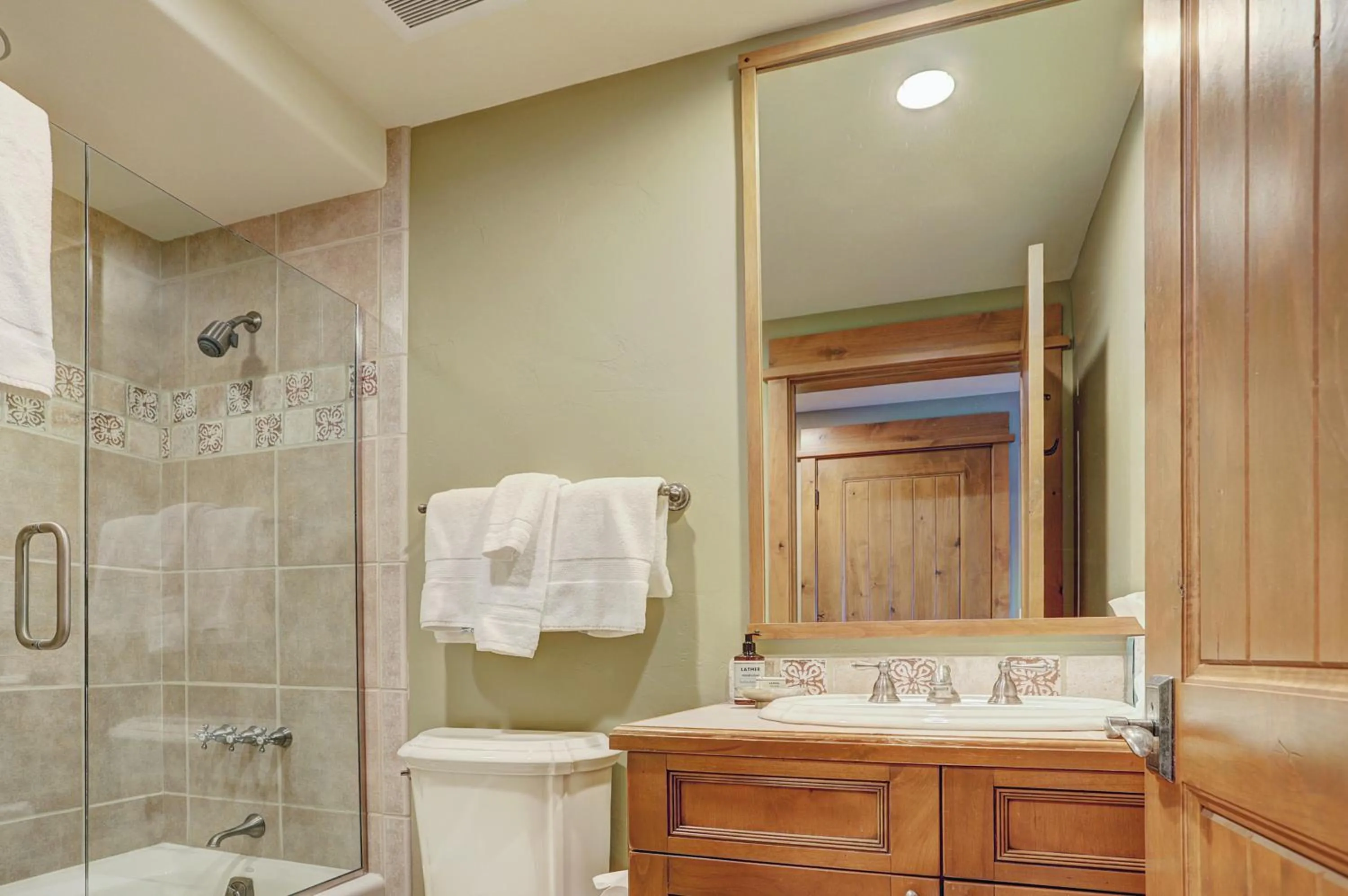 Bathroom in Bachelor Gulch Village