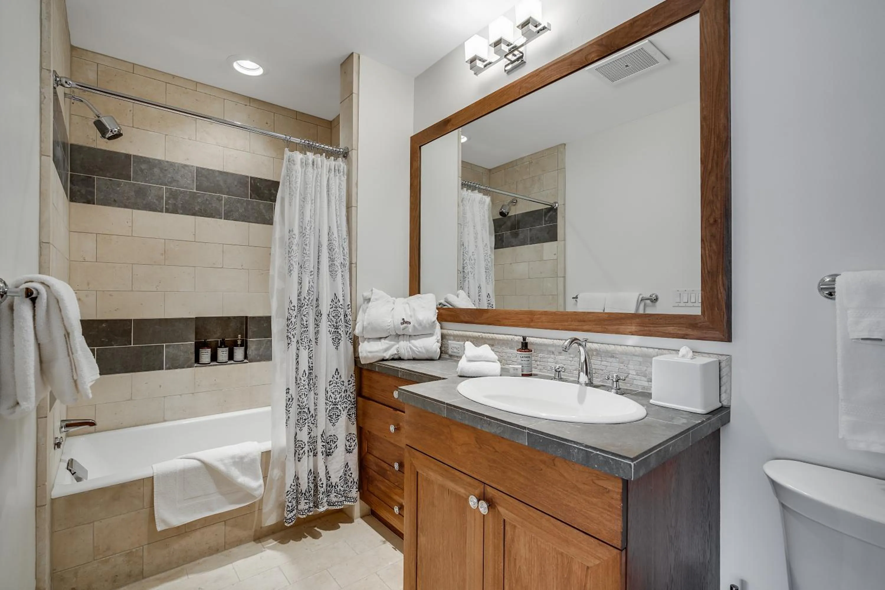Bathroom in Bachelor Gulch Village