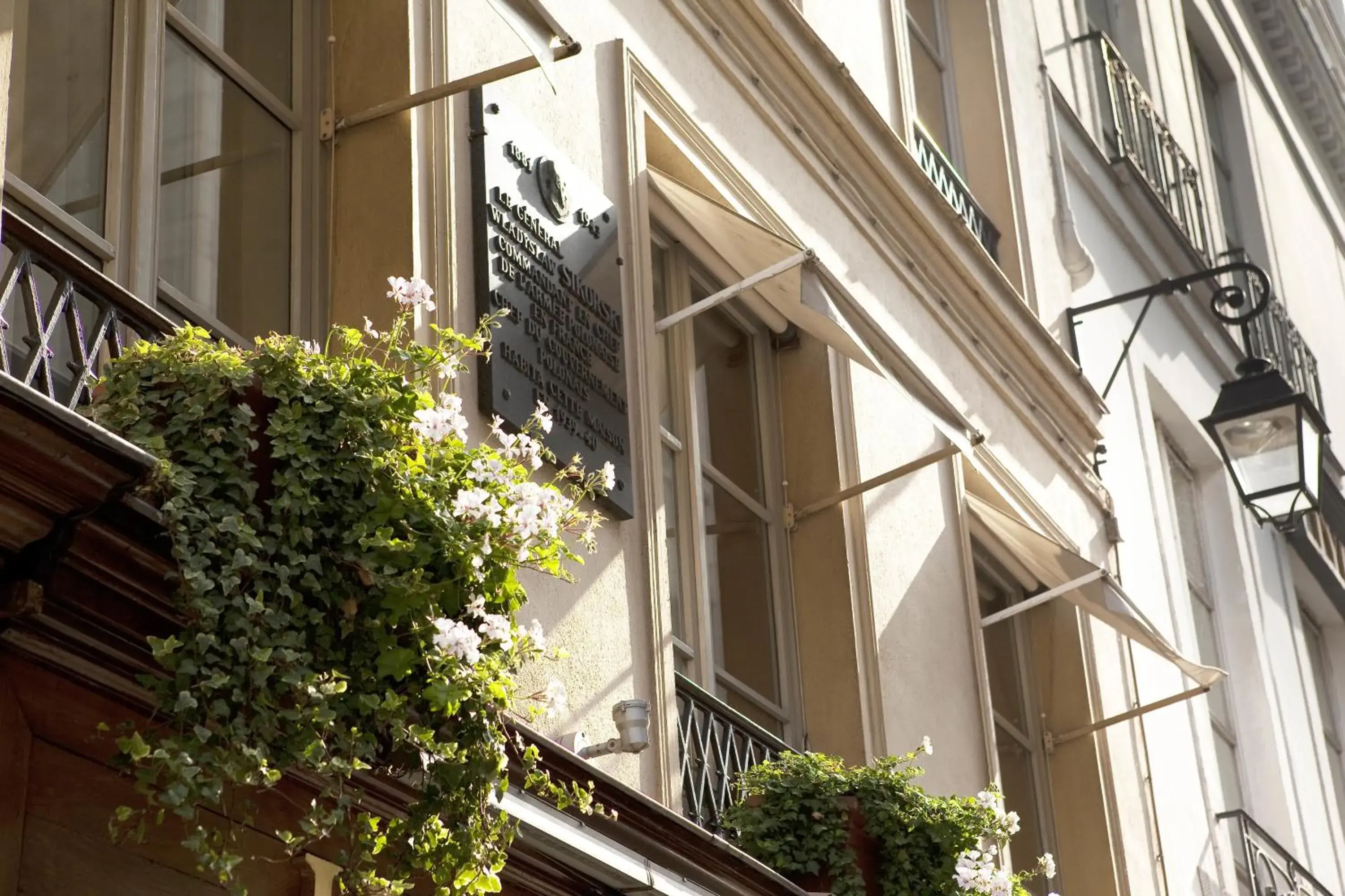 Facade/entrance in Hôtel du Danube Saint Germain Facade/entrance in Hôtel du Danube Saint Germain