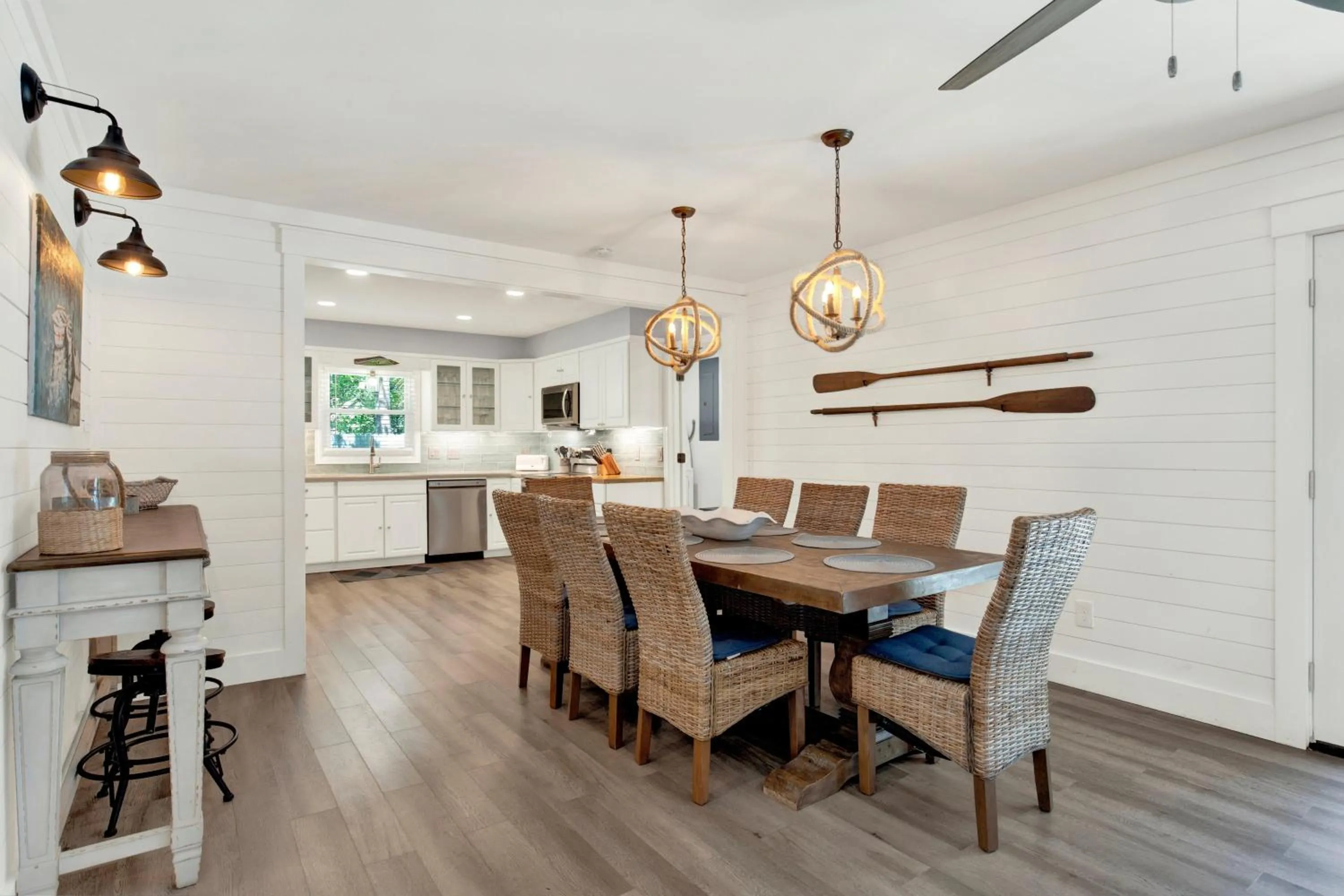 Dining area in The Oar House