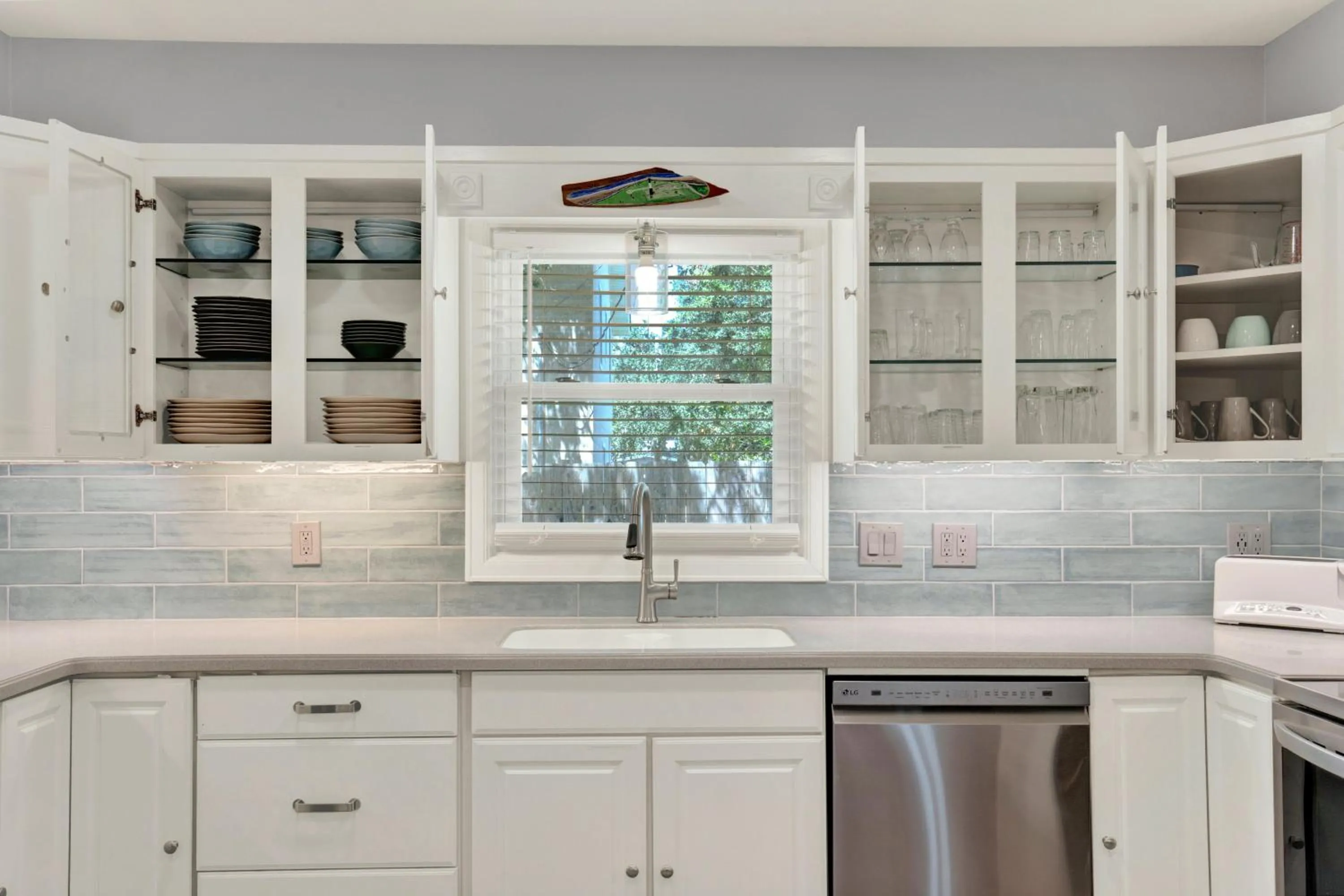Kitchen or kitchenette in The Oar House