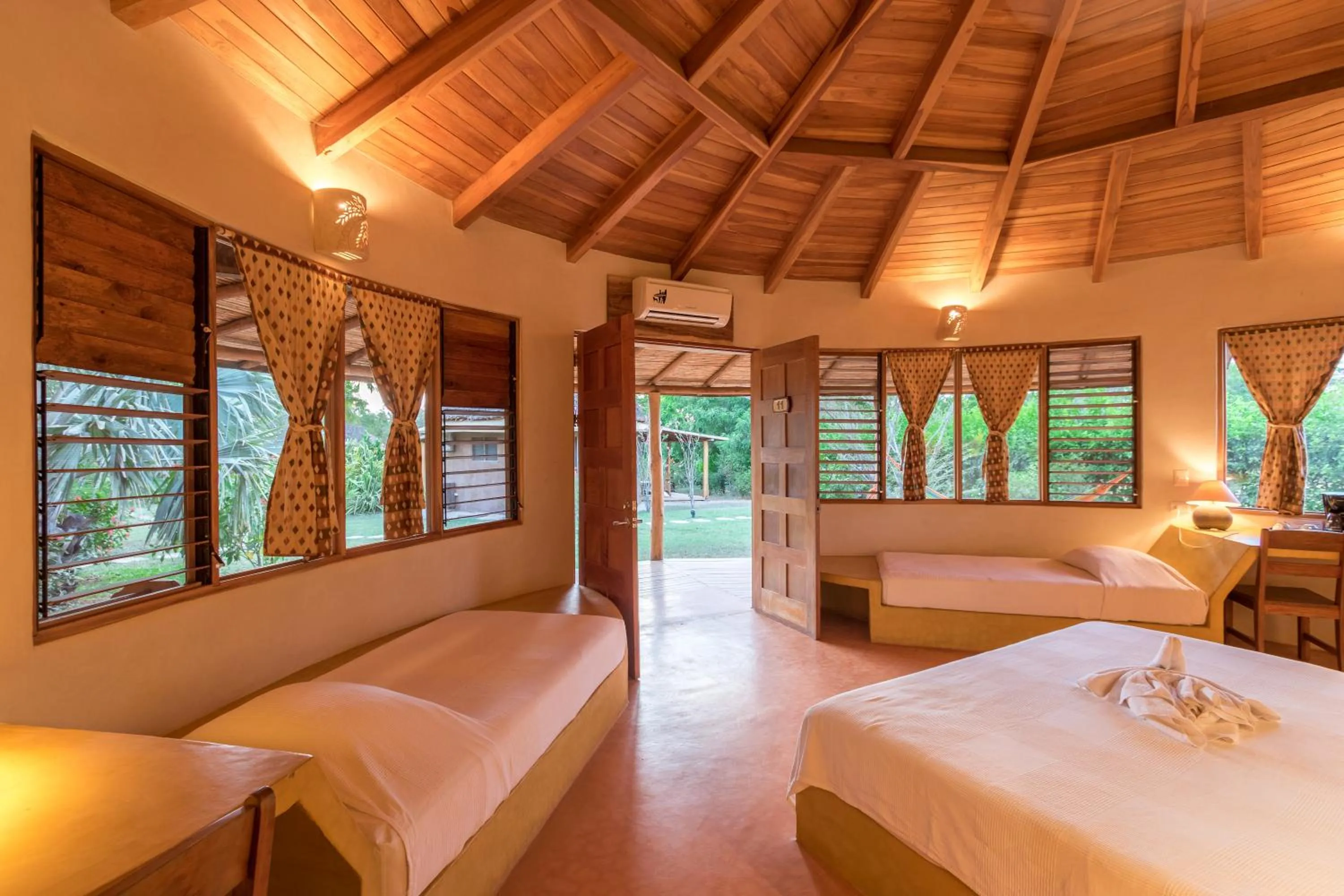 Photo of the whole room, Bed in Hotel Playa Negra