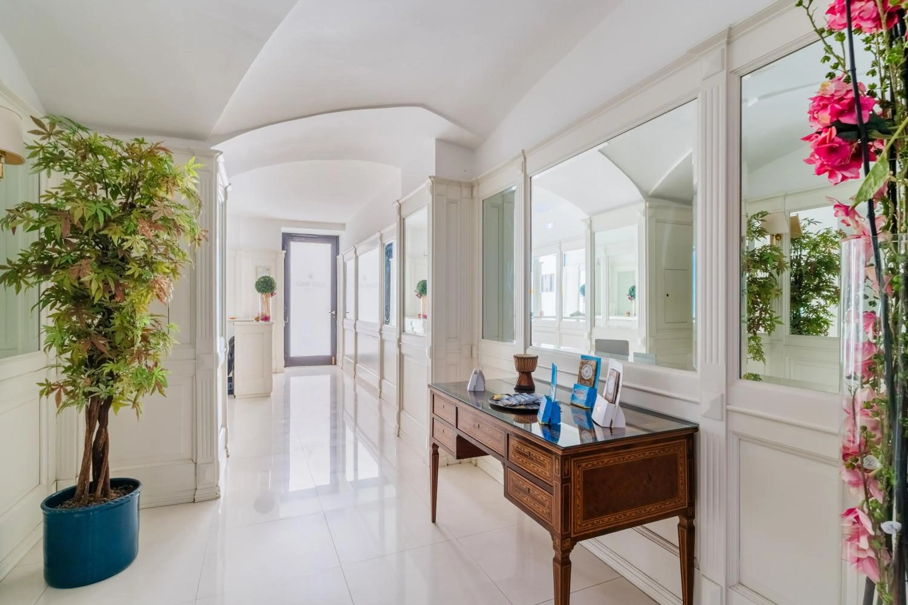 Property building in Palazzo Mongiò