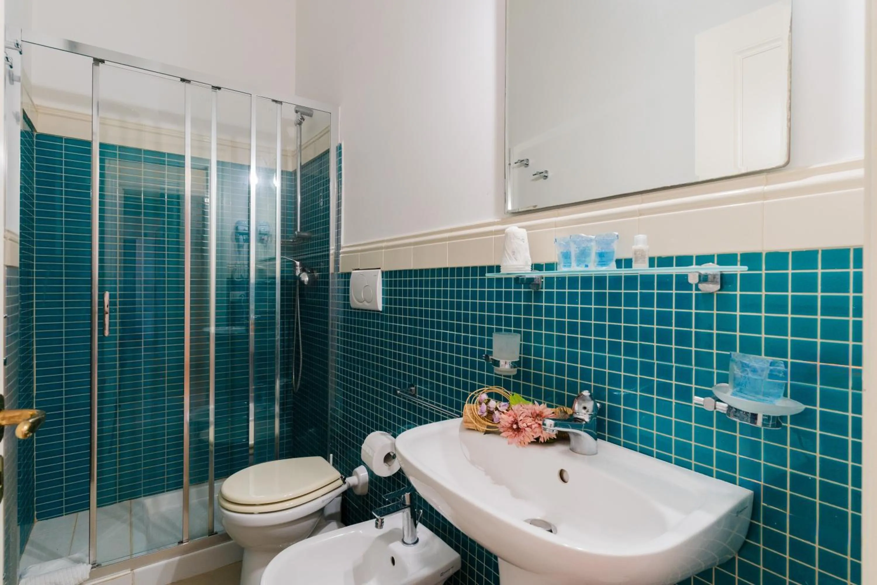 Bathroom in Palazzo Mongiò