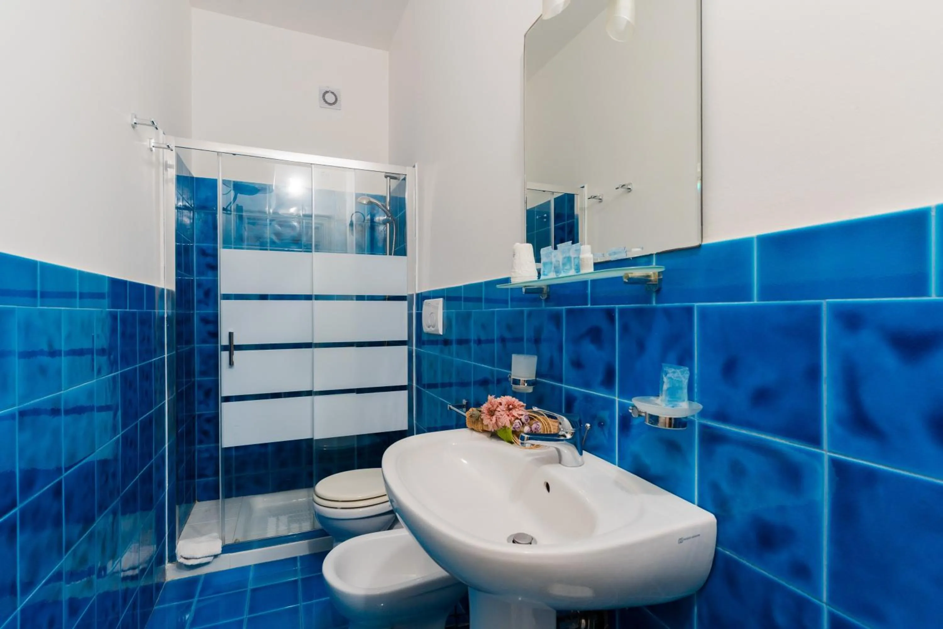 Bathroom in Palazzo Mongiò