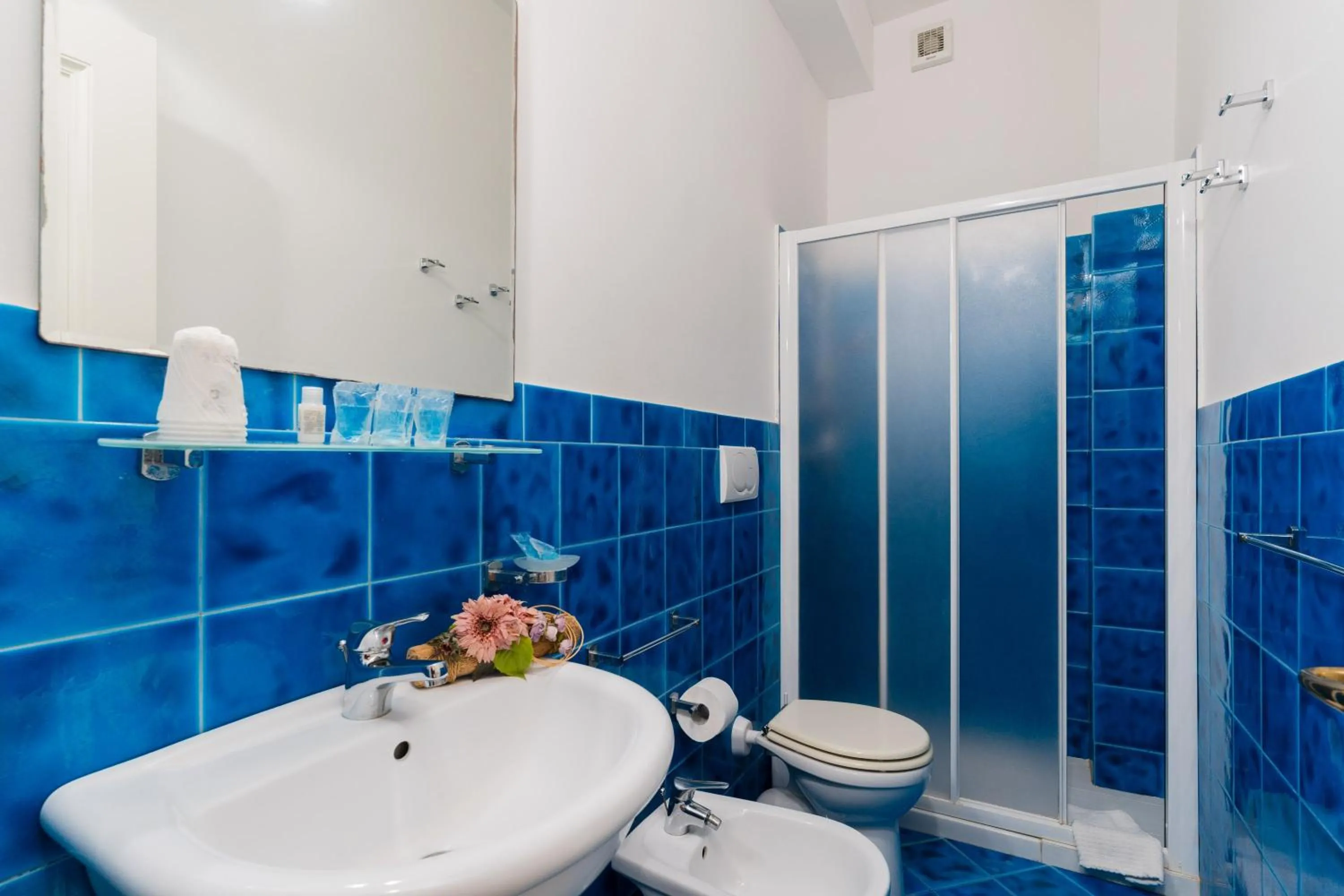 Bathroom in Palazzo Mongiò