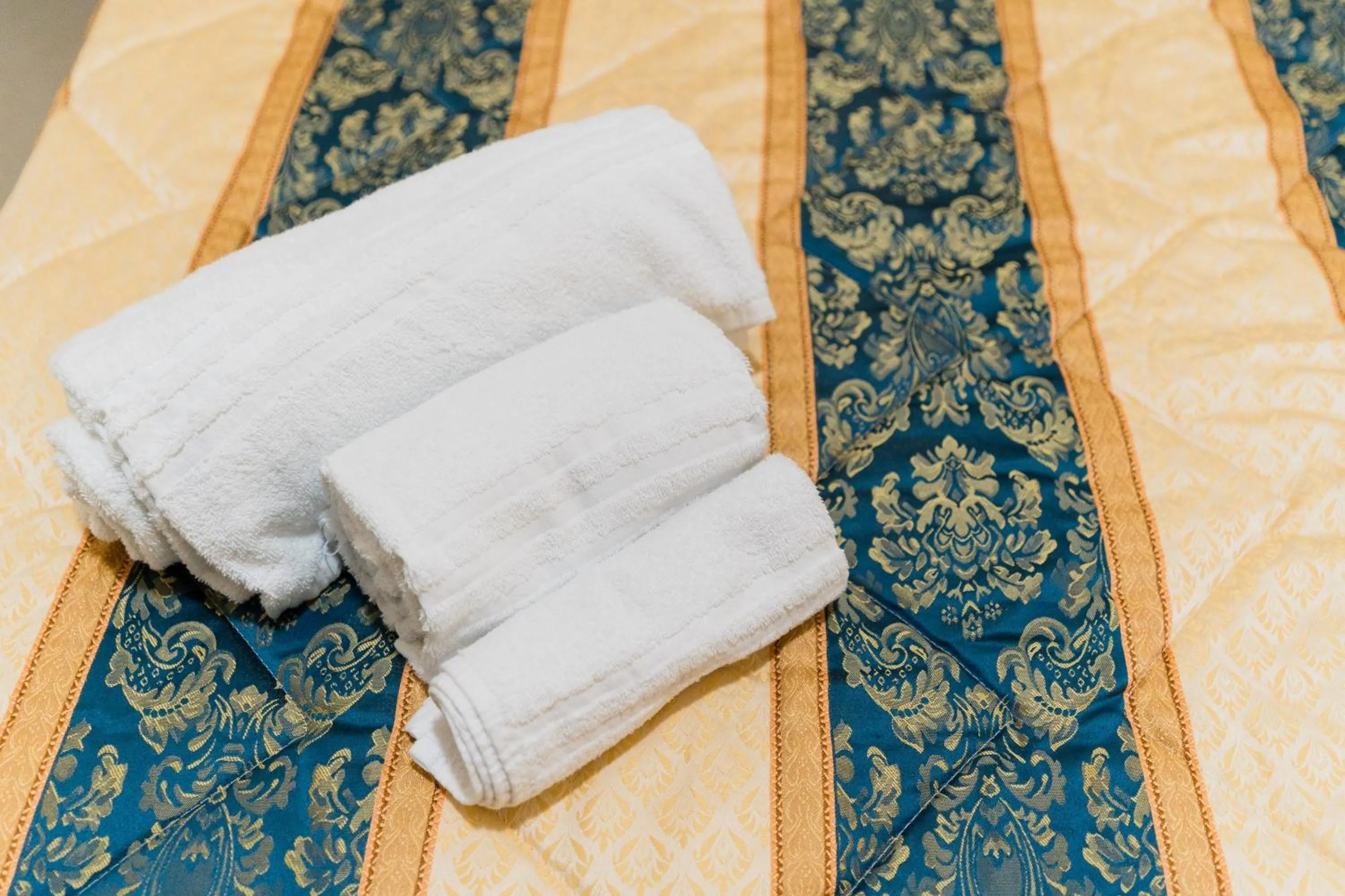 Bed in Palazzo Mongiò