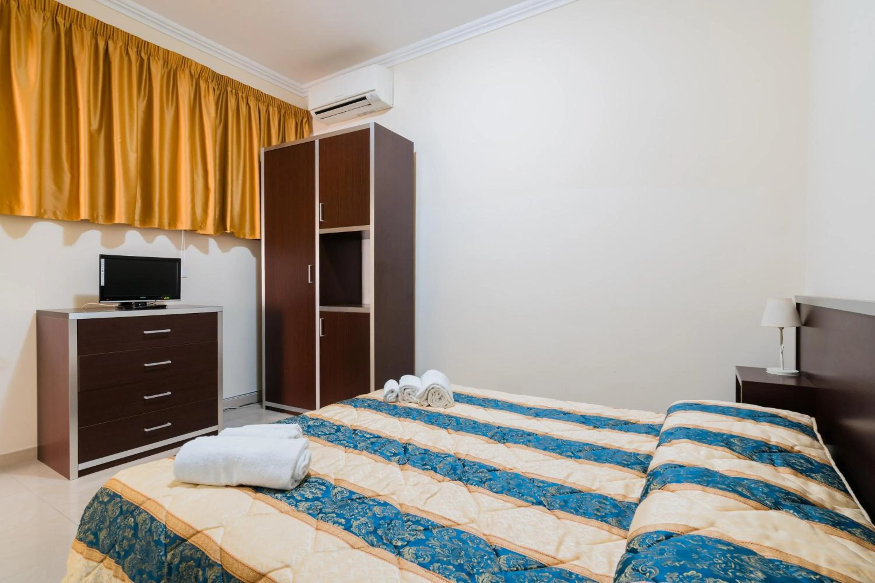 Bed in Palazzo Mongiò