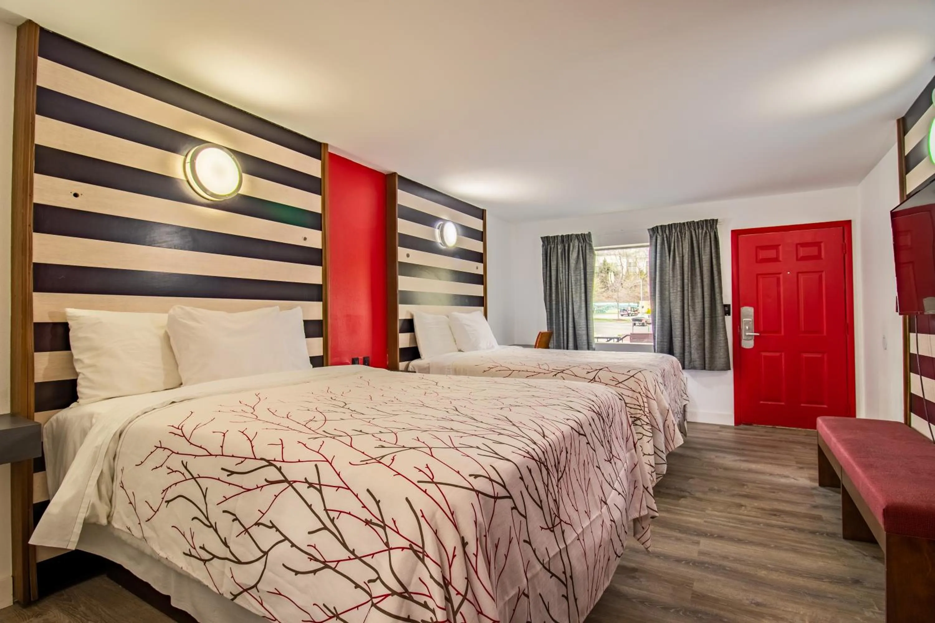 Bed in The Asheville Inn